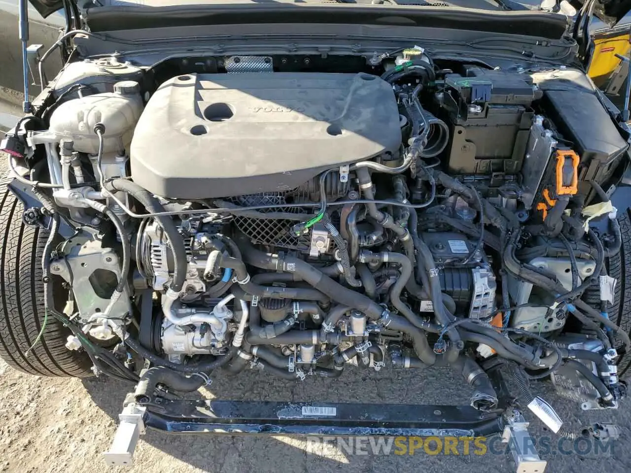 11 Photograph of a damaged car YV4L12UM8R2308079 VOLVO XC40 ULTIM 2024