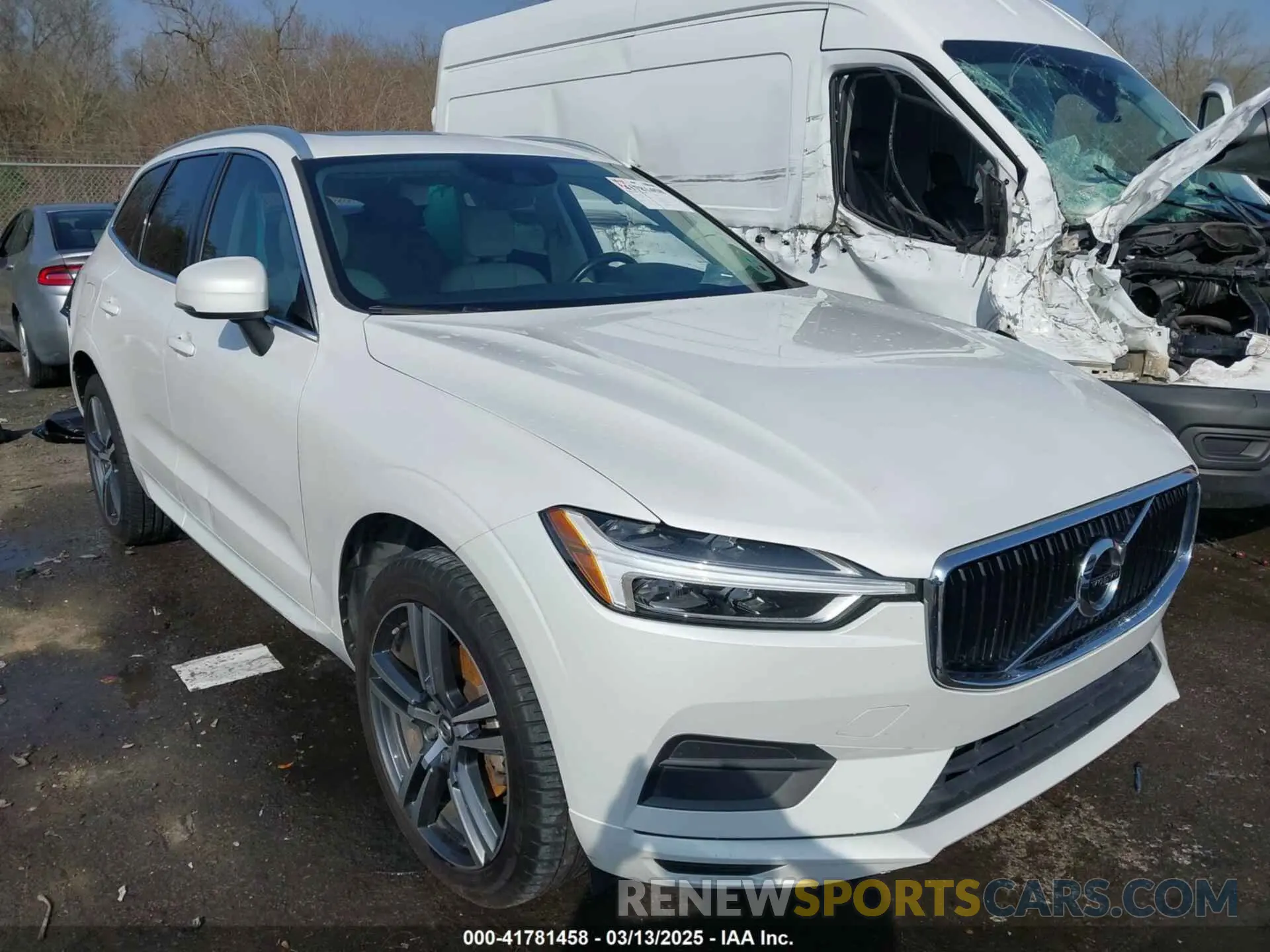 1 Photograph of a damaged car LYV102DK0KB219297 VOLVO XC60 2019