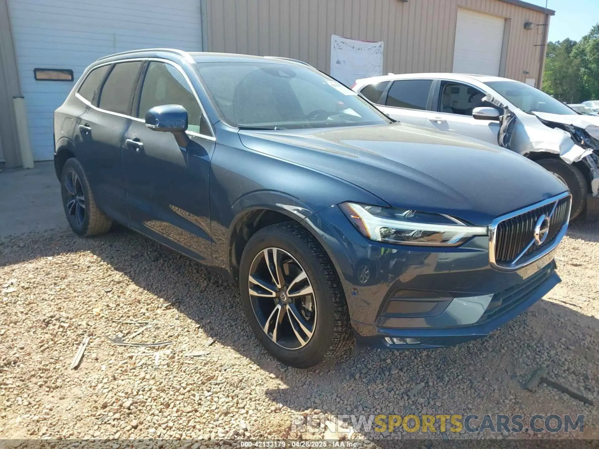 1 Photograph of a damaged car LYV102DK2KB255458 VOLVO XC60 2019