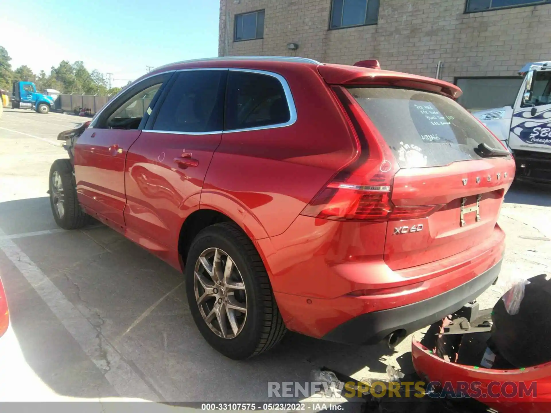 3 Photograph of a damaged car LYV102DK3KB310712 VOLVO XC60 2019