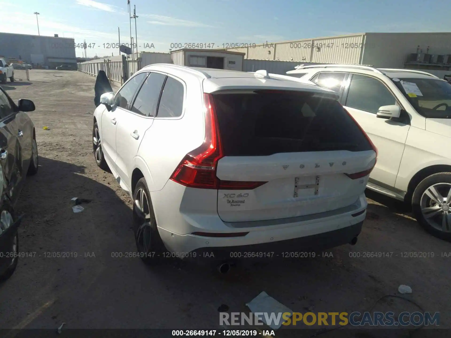 3 Photograph of a damaged car LYV102DK5KB227508 VOLVO XC60 2019