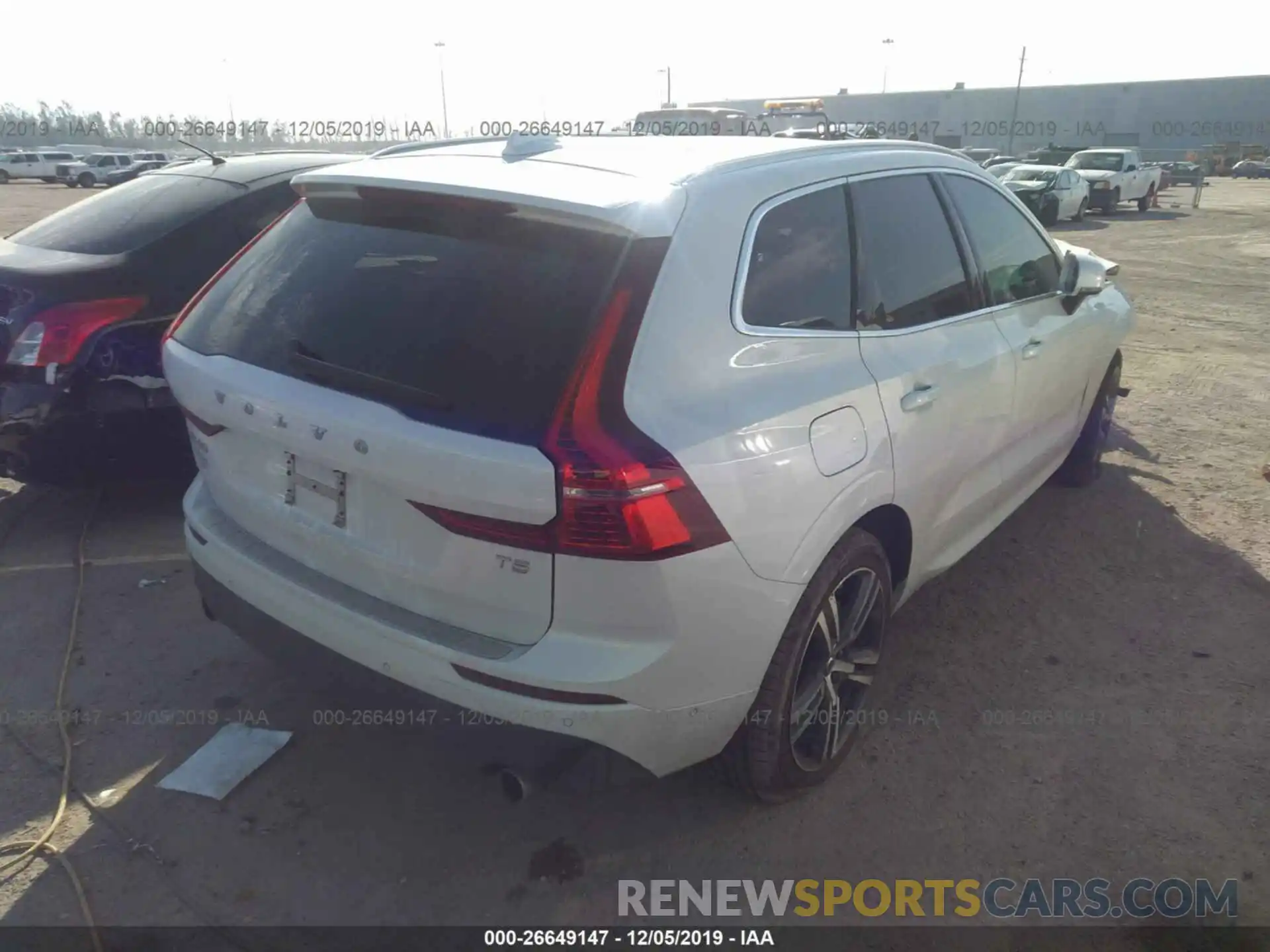 4 Photograph of a damaged car LYV102DK5KB227508 VOLVO XC60 2019