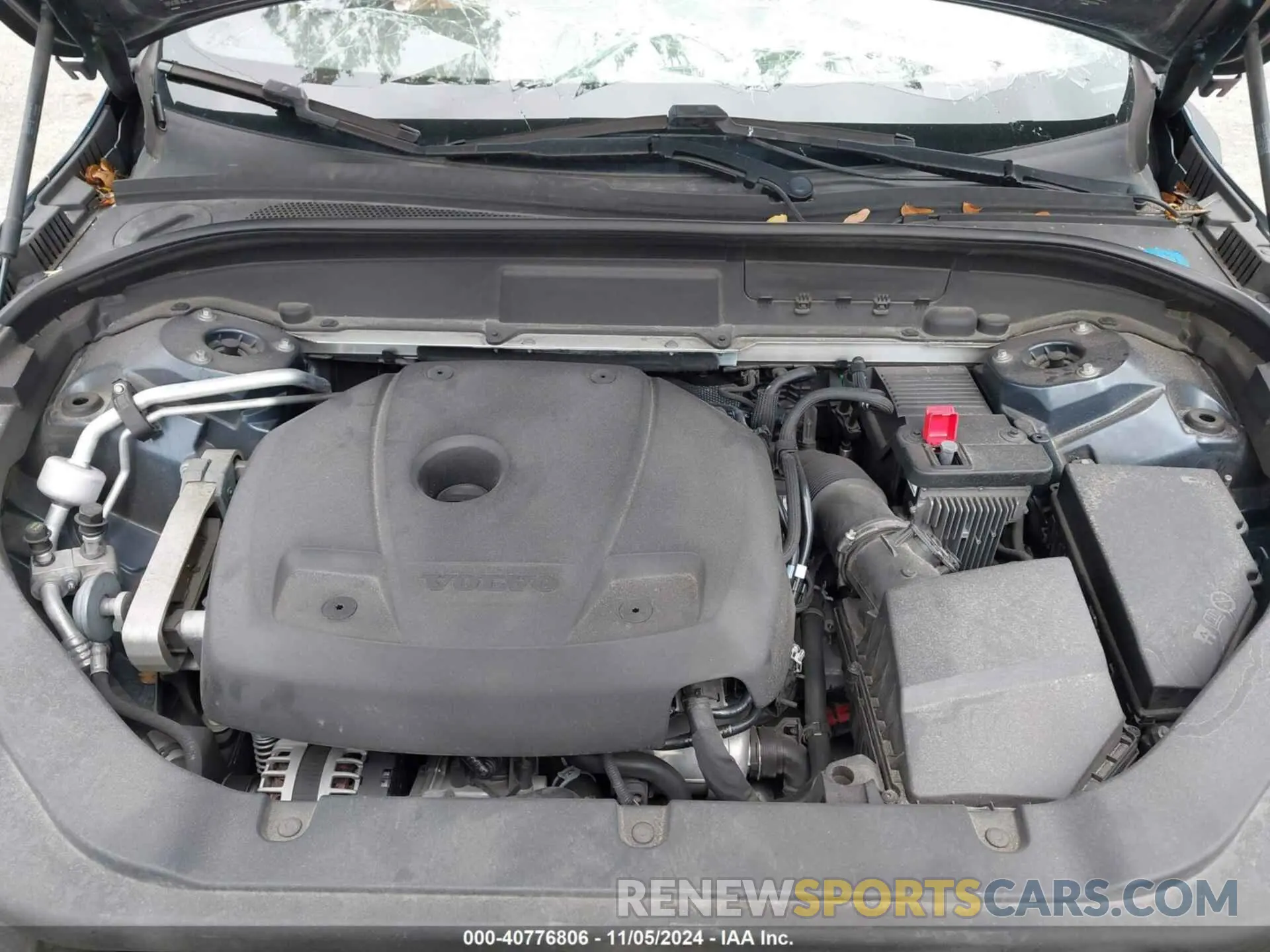 10 Photograph of a damaged car LYV102DK6KB233284 VOLVO XC60 2019