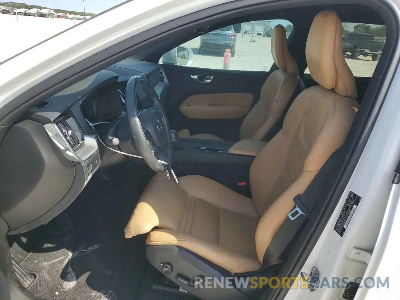 7 Photograph of a damaged car LYV102DK8KB326713 VOLVO XC60 2019