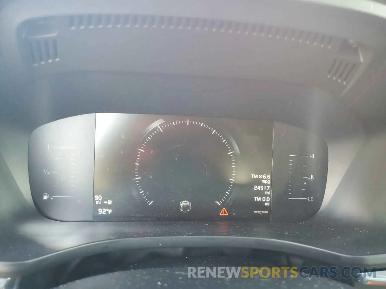 9 Photograph of a damaged car LYV102DK9KB183805 VOLVO XC60 2019