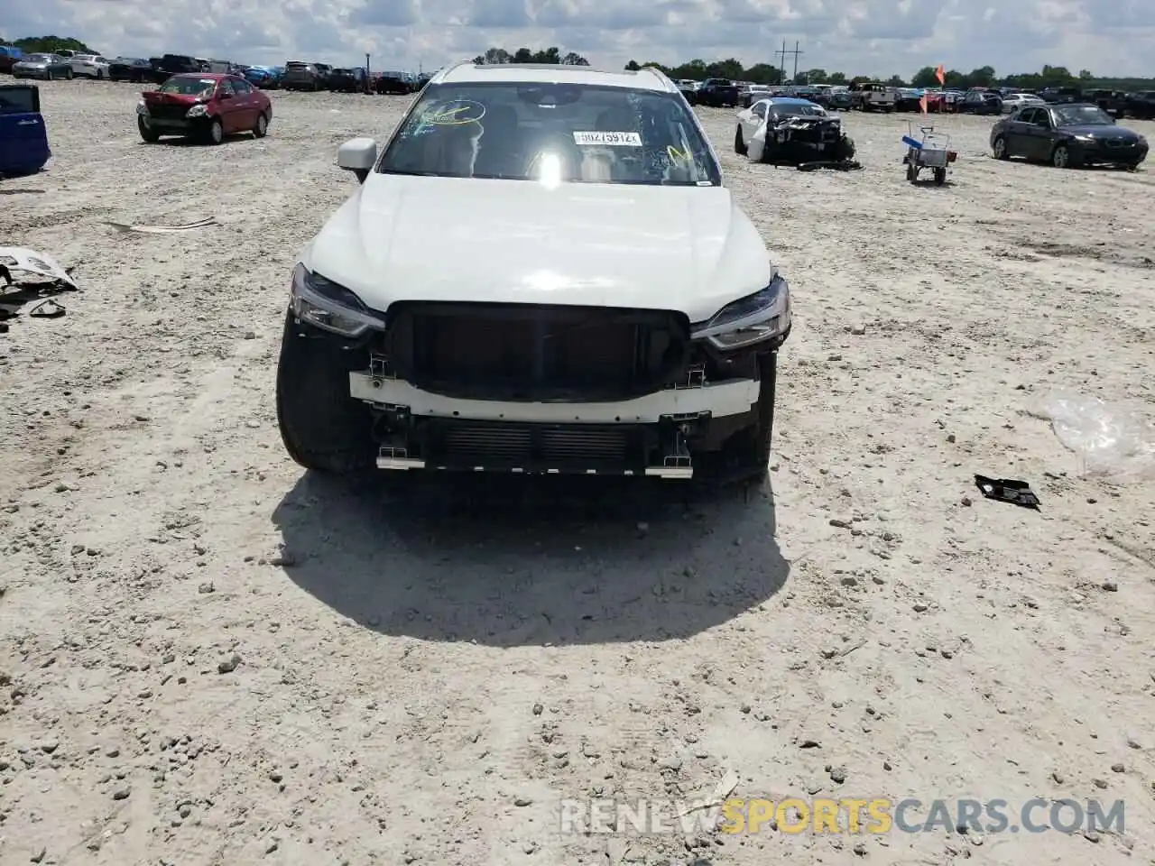 9 Photograph of a damaged car LYV102DK9KB250435 VOLVO XC60 2019