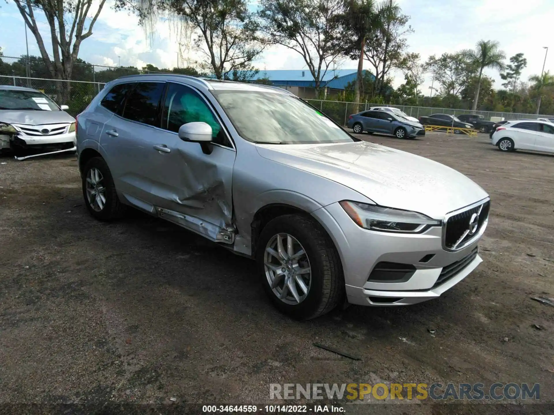 1 Photograph of a damaged car LYV102DK9KB376309 VOLVO XC60 2019