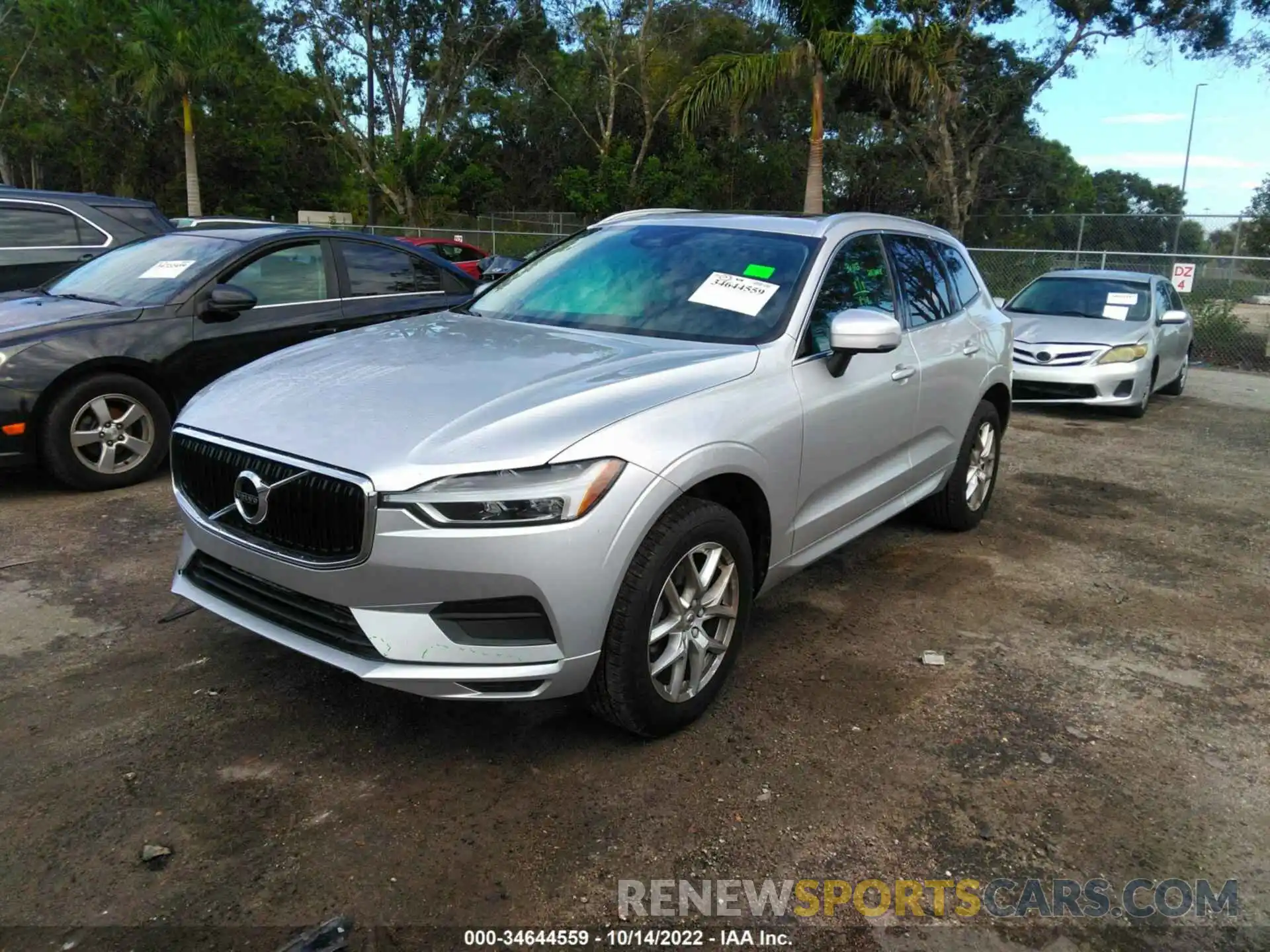 2 Photograph of a damaged car LYV102DK9KB376309 VOLVO XC60 2019