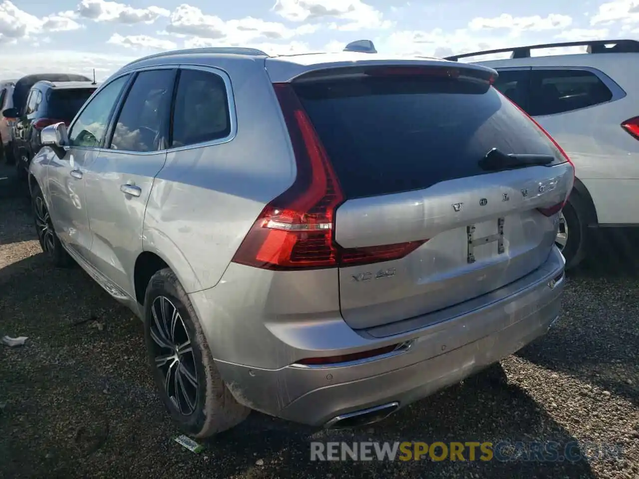 3 Photograph of a damaged car LYV102DL2KB238040 VOLVO XC60 2019