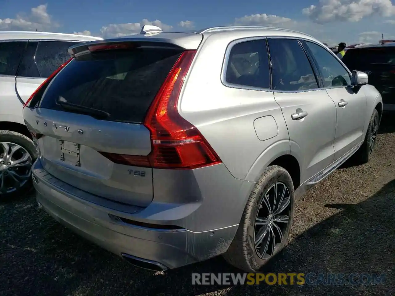 4 Photograph of a damaged car LYV102DL2KB238040 VOLVO XC60 2019