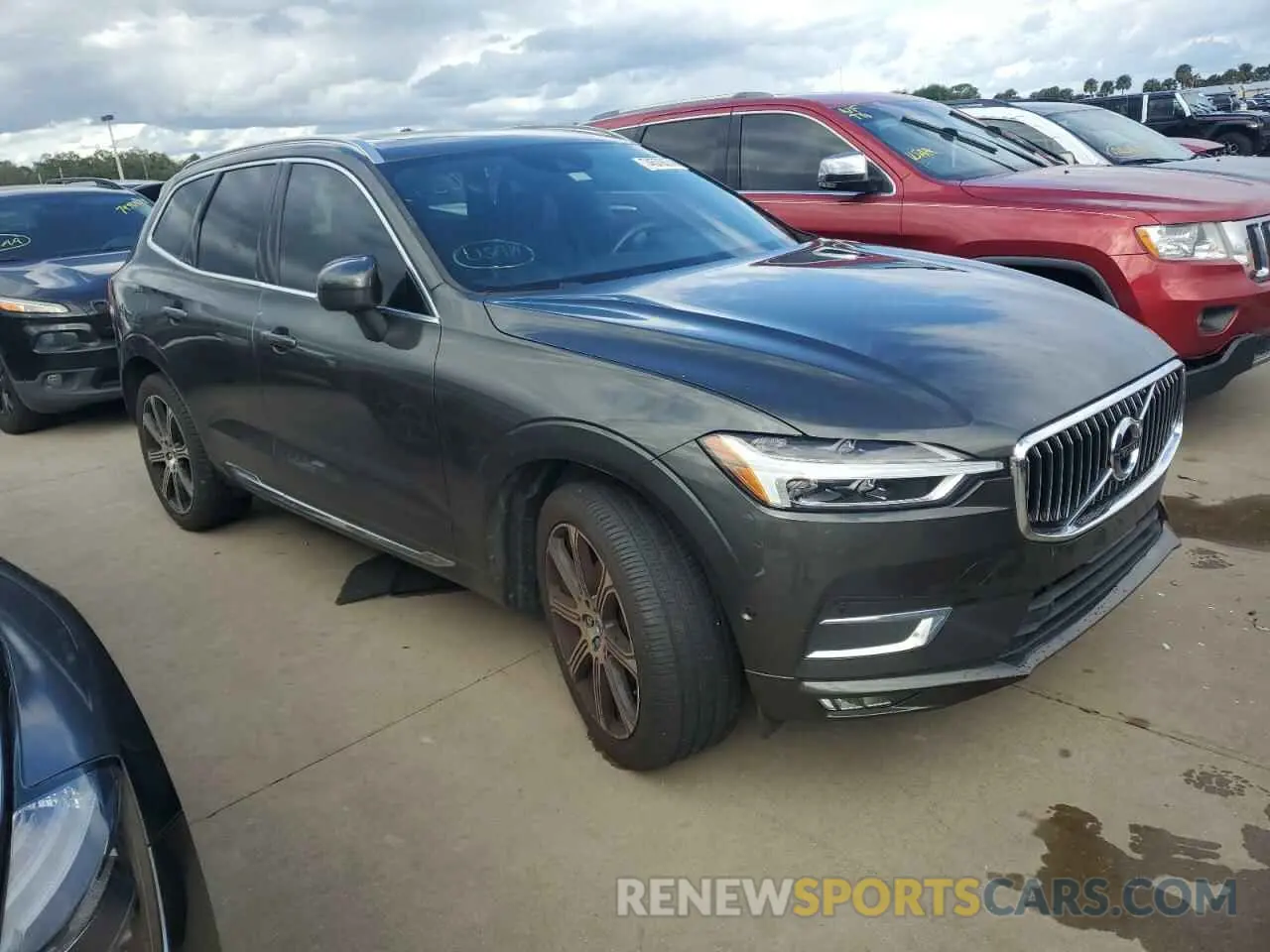 4 Photograph of a damaged car LYV102DL8KB192486 VOLVO XC60 2019