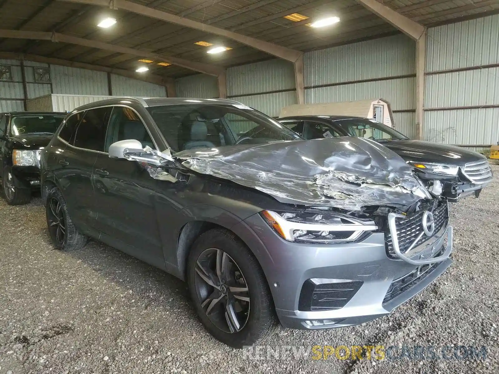 1 Photograph of a damaged car LYV102DM8KB242702 VOLVO XC60 2019