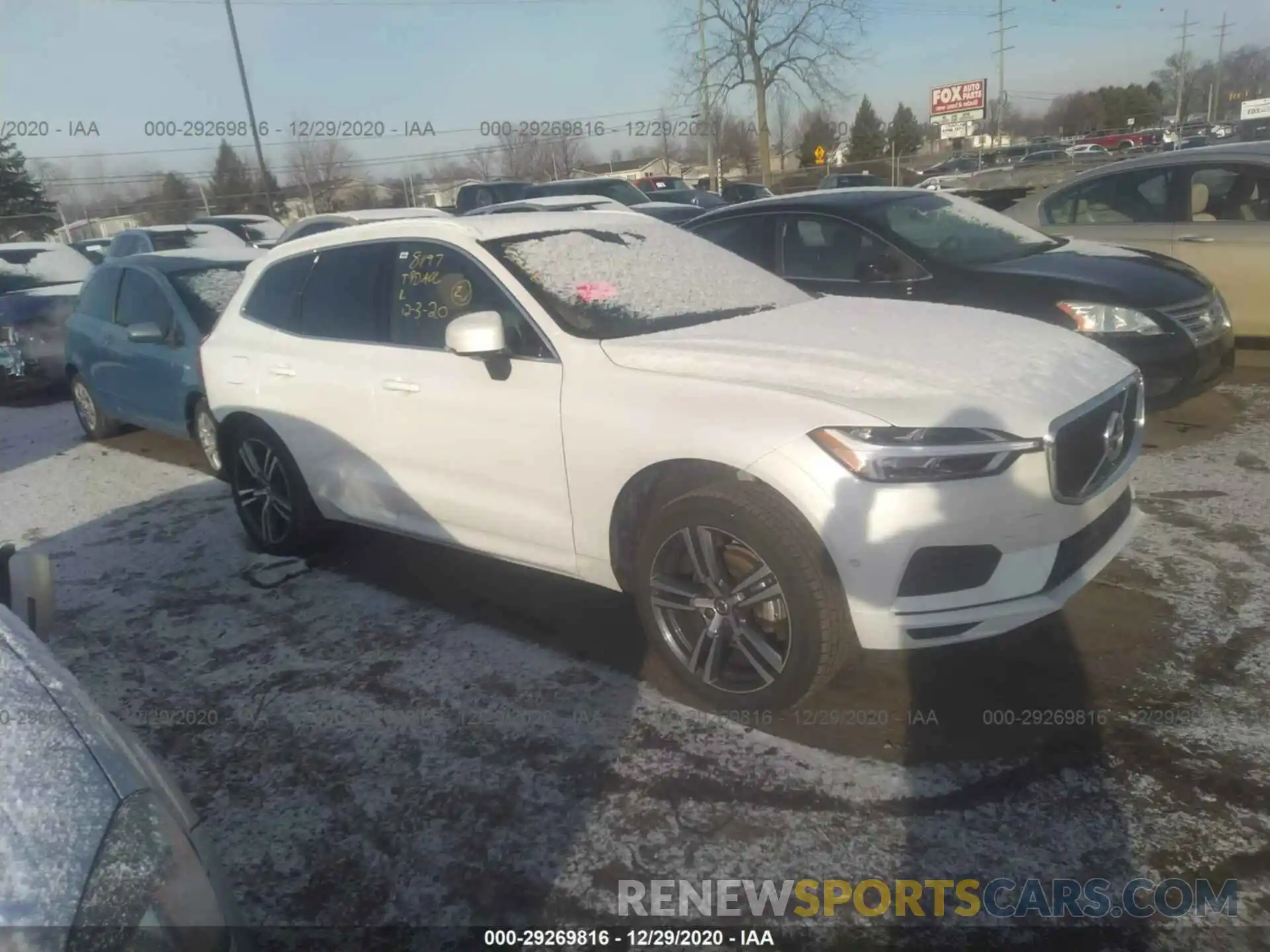 1 Photograph of a damaged car LYV102RK0KB214383 VOLVO XC60 2019