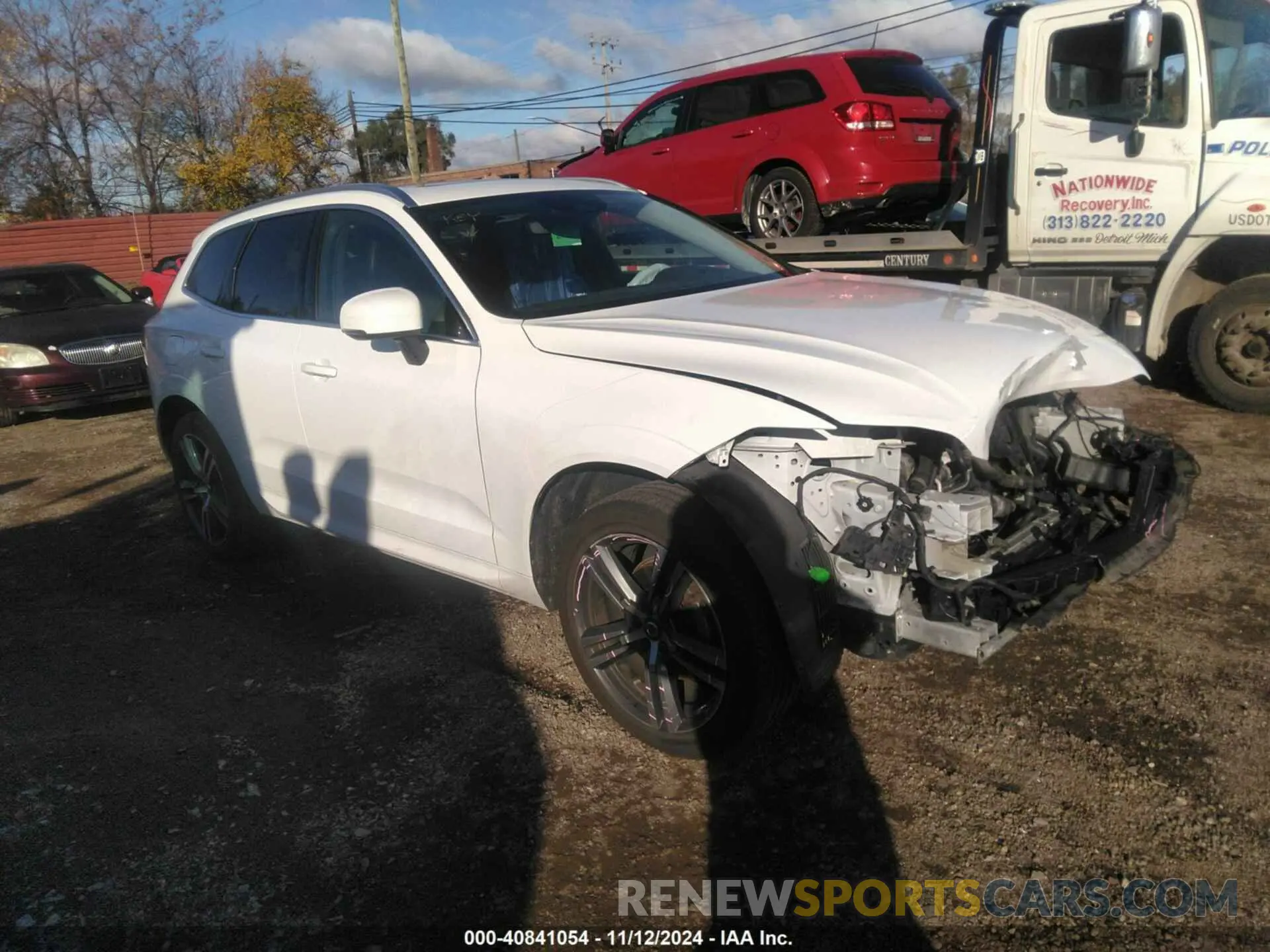 1 Photograph of a damaged car LYV102RK2KB178051 VOLVO XC60 2019