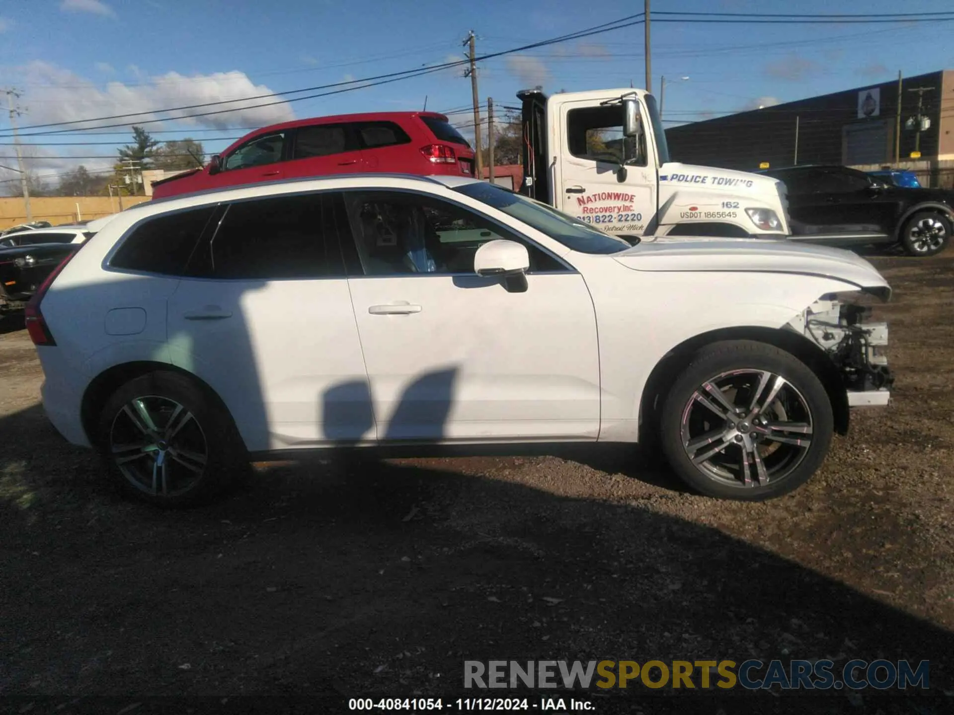 13 Photograph of a damaged car LYV102RK2KB178051 VOLVO XC60 2019