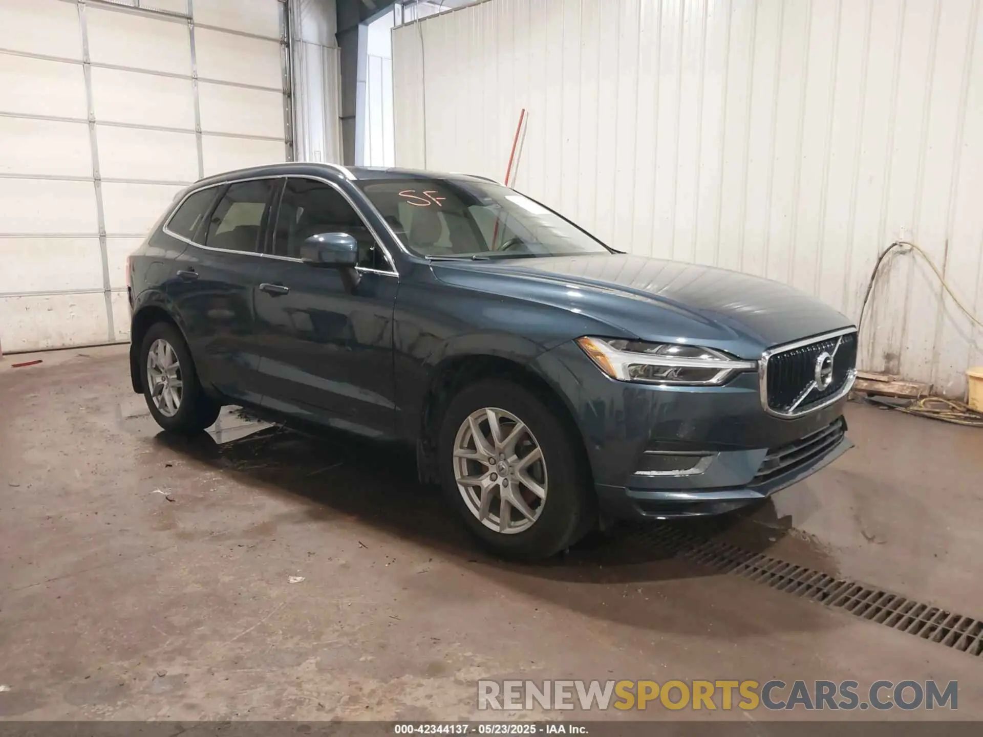1 Photograph of a damaged car LYV102RK3KB380784 VOLVO XC60 2019