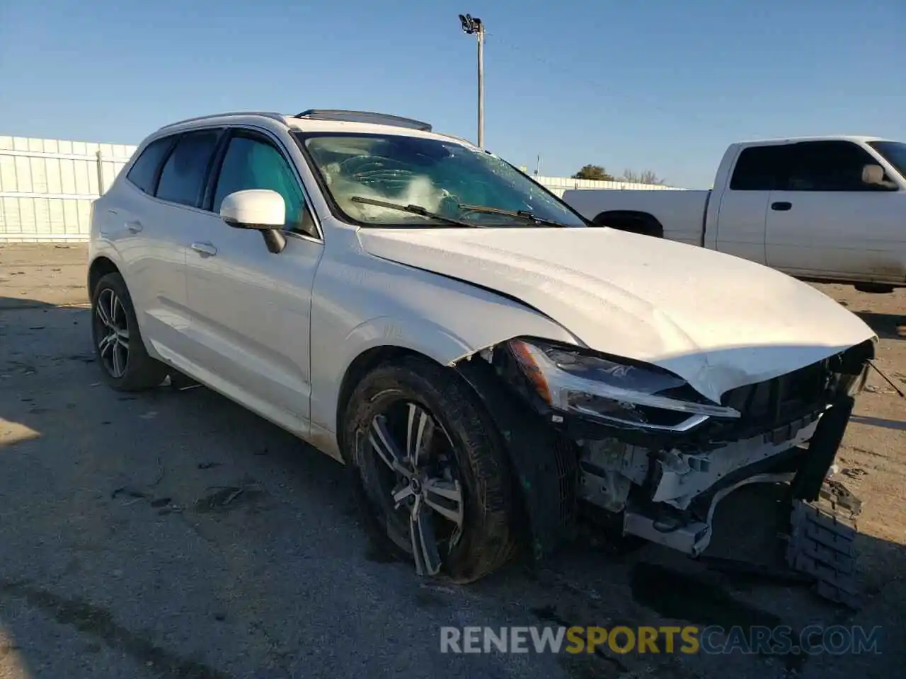 1 Photograph of a damaged car LYV102RK4KB283738 VOLVO XC60 2019