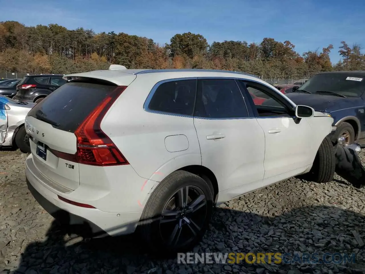 3 Photograph of a damaged car LYV102RK5KB227727 VOLVO XC60 2019