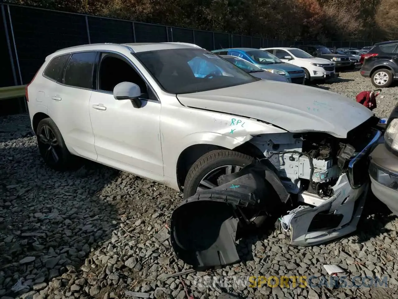 4 Photograph of a damaged car LYV102RK5KB227727 VOLVO XC60 2019