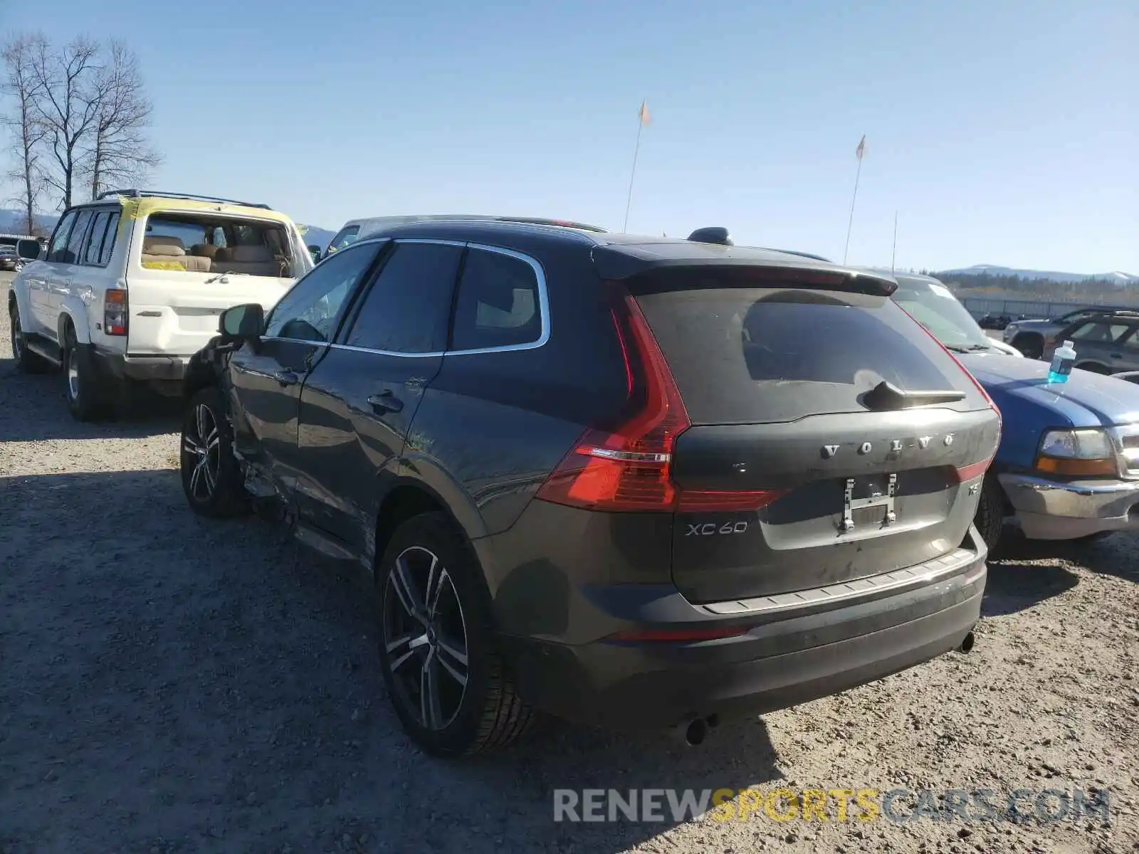 3 Photograph of a damaged car LYV102RK6KB177288 VOLVO XC60 2019