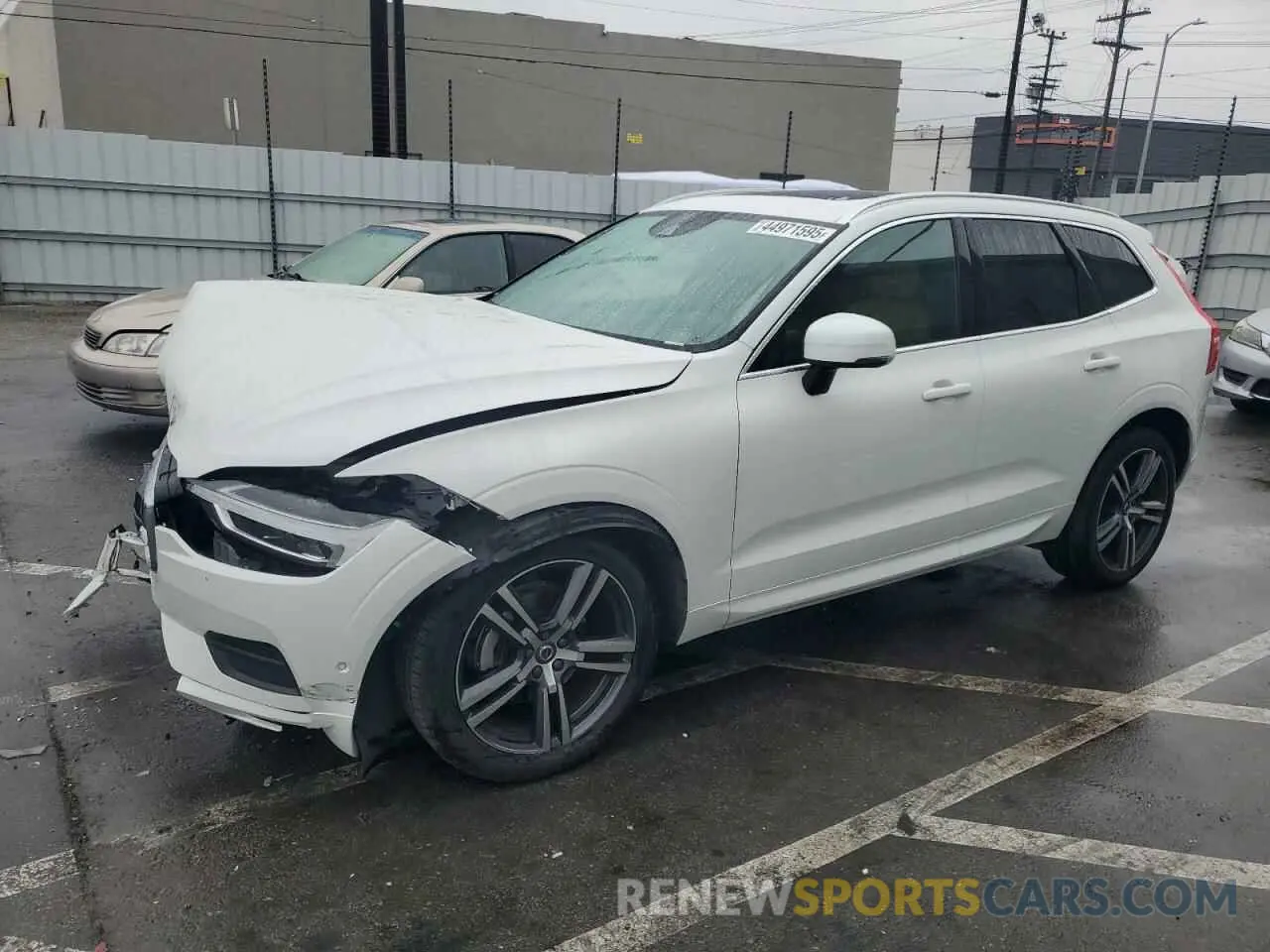 1 Photograph of a damaged car LYV102RK6KB284499 VOLVO XC60 2019