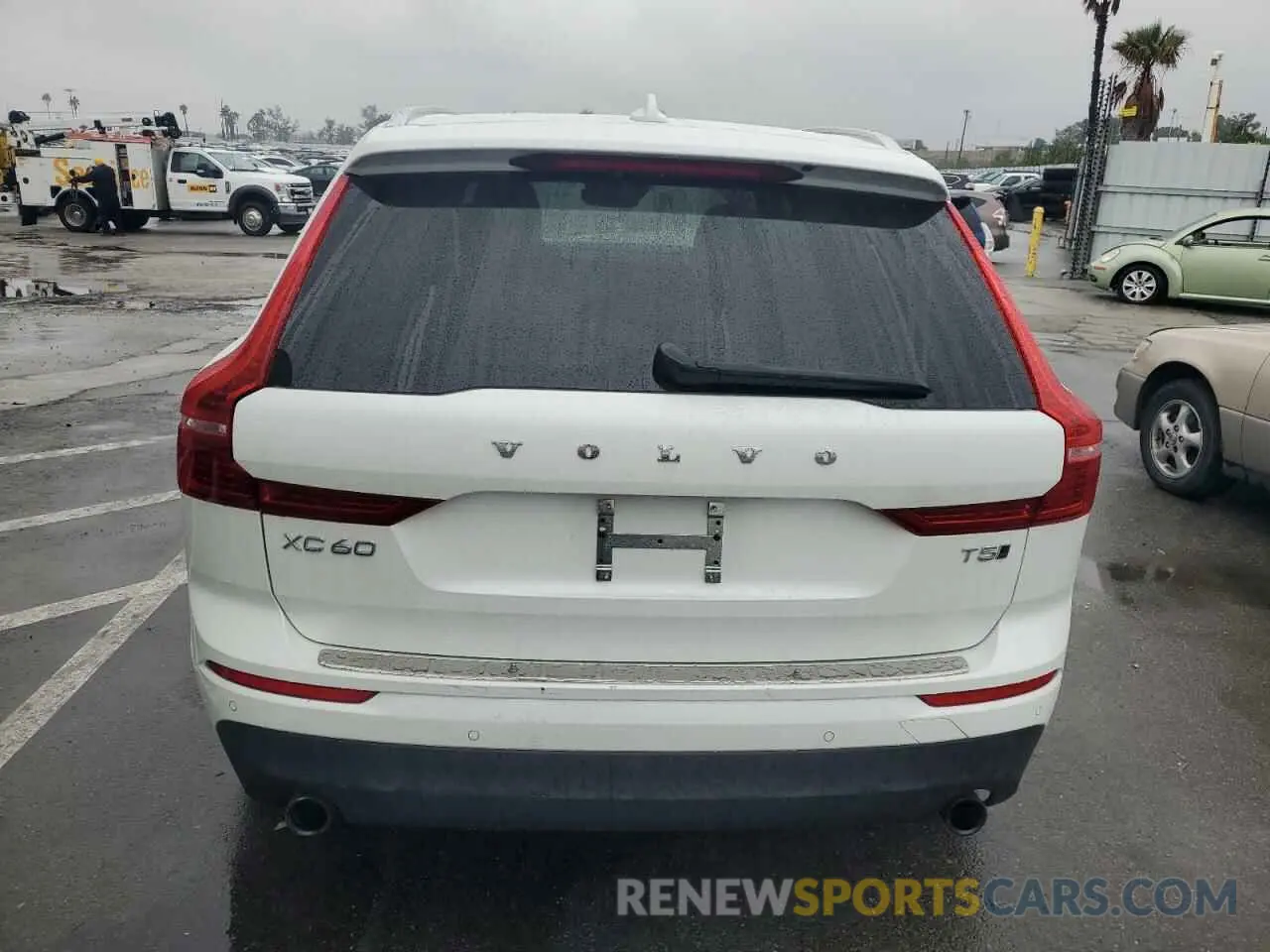 6 Photograph of a damaged car LYV102RK6KB284499 VOLVO XC60 2019