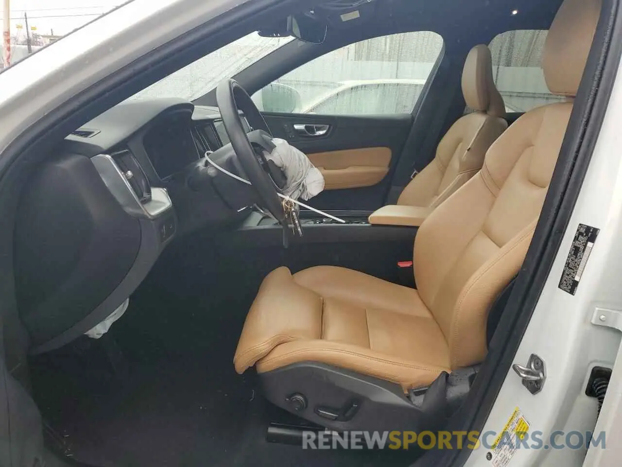 7 Photograph of a damaged car LYV102RK6KB284499 VOLVO XC60 2019