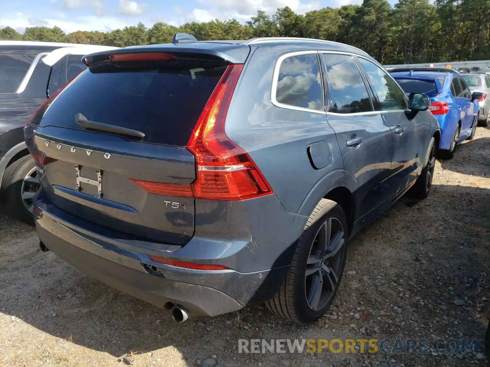 4 Photograph of a damaged car LYV102RK7KB219273 VOLVO XC60 2019