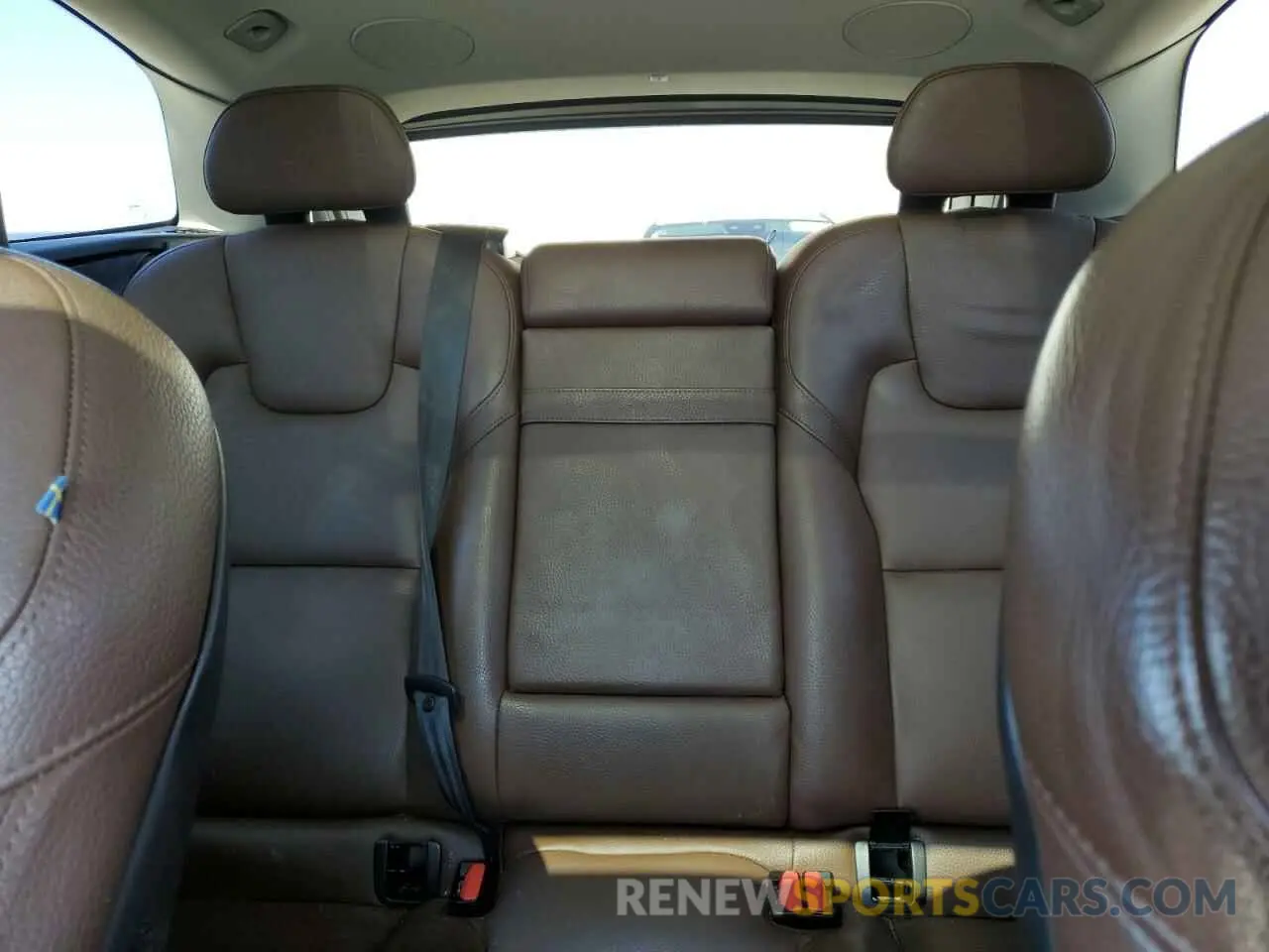 10 Photograph of a damaged car LYV102RK7KB284169 VOLVO XC60 2019