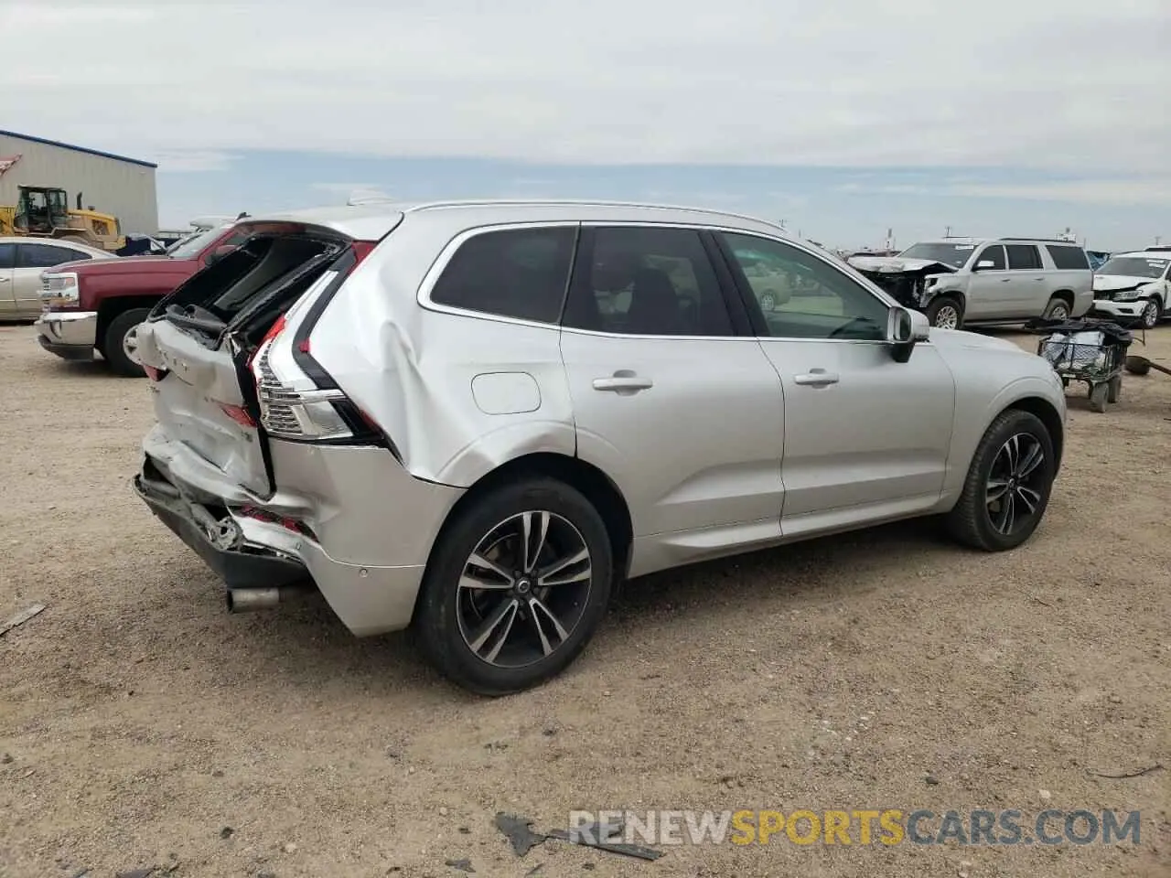 3 Photograph of a damaged car LYV102RK8KB177051 VOLVO XC60 2019