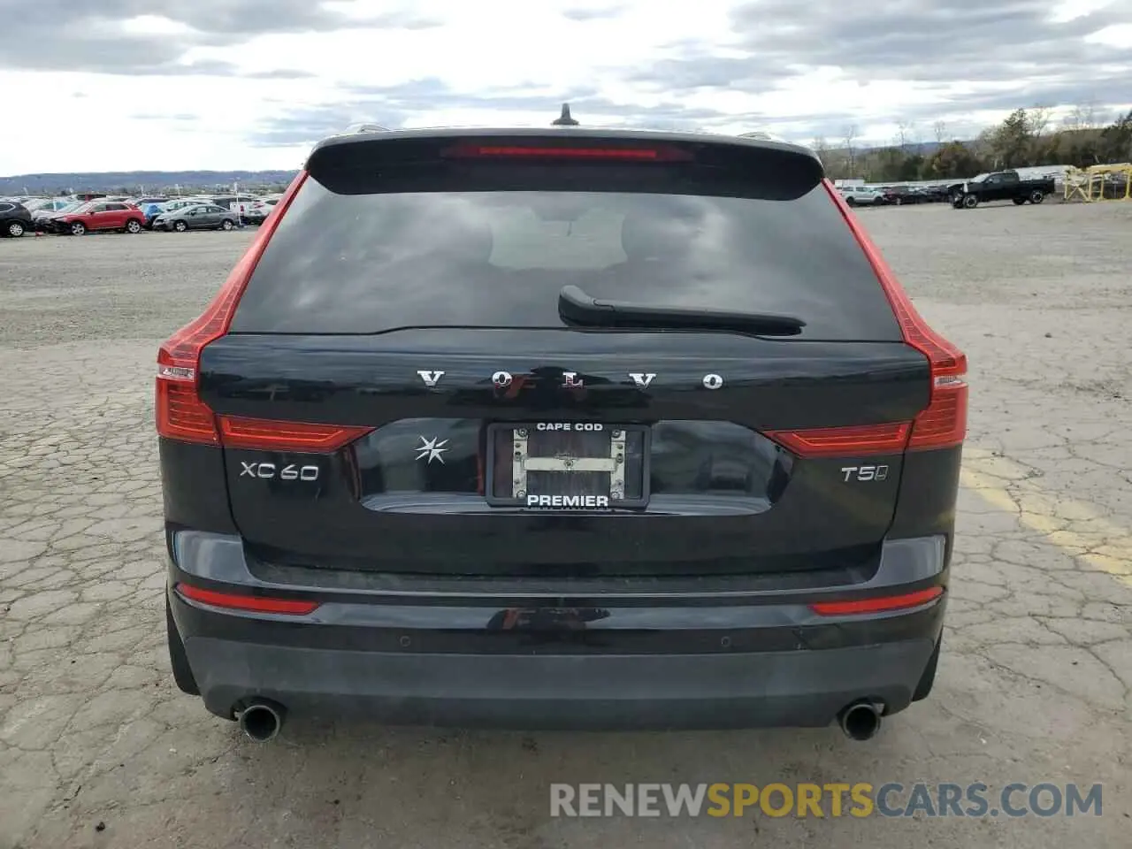 6 Photograph of a damaged car LYV102RK9KB197180 VOLVO XC60 2019