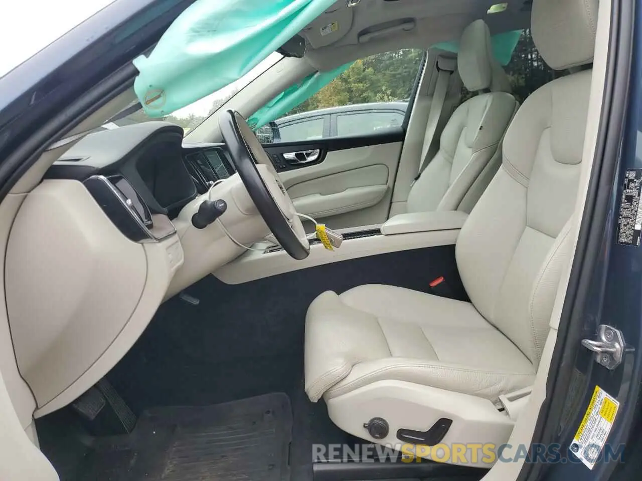 7 Photograph of a damaged car LYV102RL0KB241866 VOLVO XC60 2019