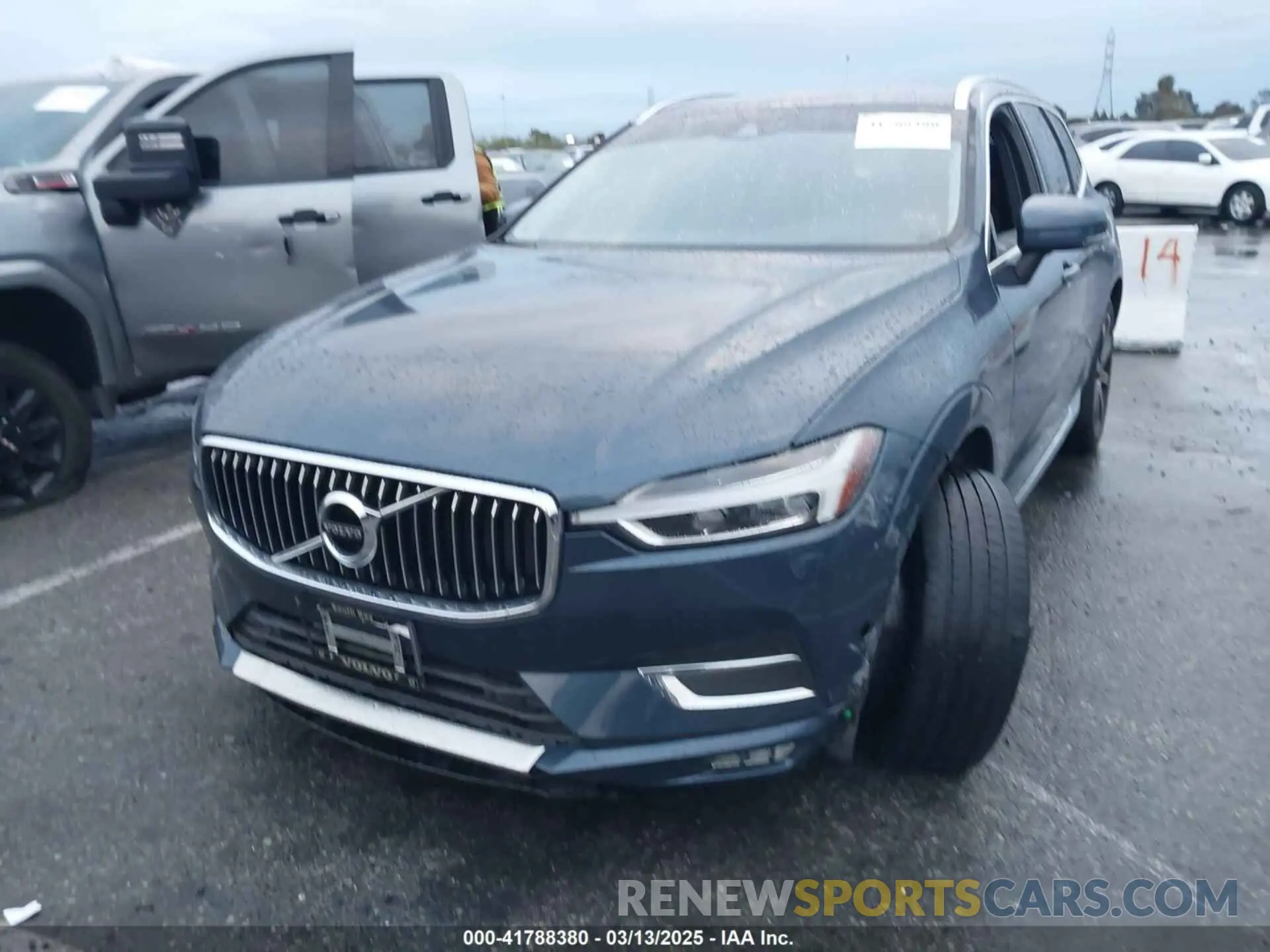2 Photograph of a damaged car LYV102RL3KB250397 VOLVO XC60 2019