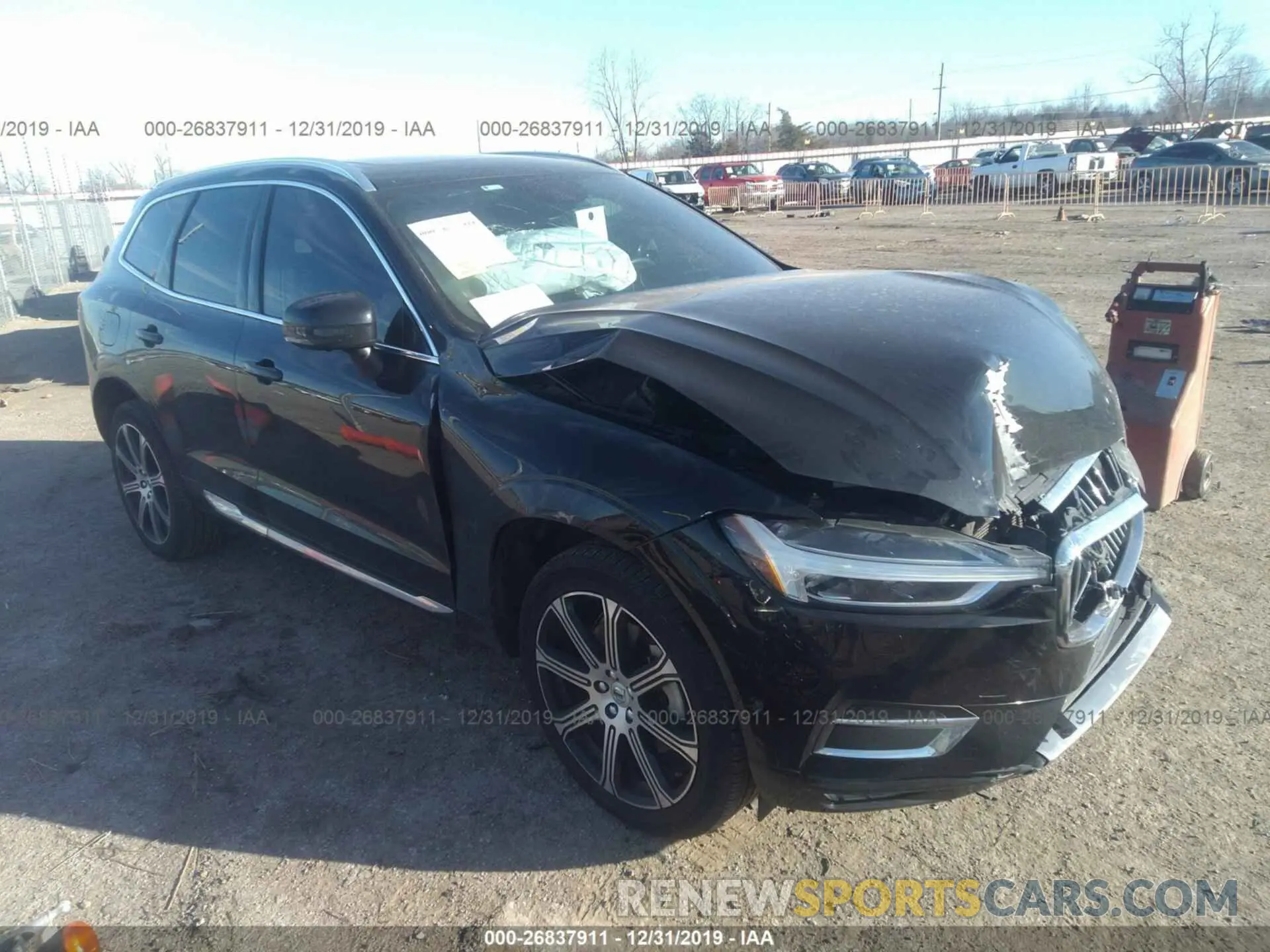 1 Photograph of a damaged car LYV102RL4KB176987 VOLVO XC60 2019
