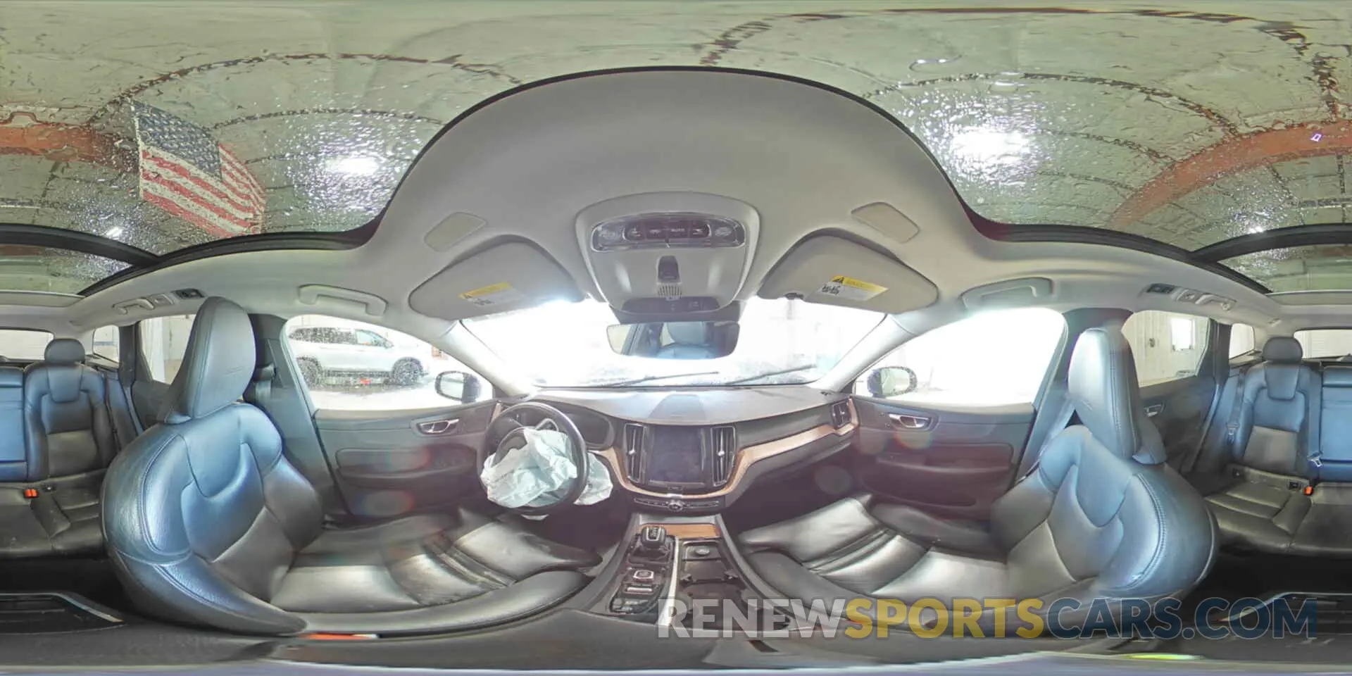 16 Photograph of a damaged car LYV102RL5KB229406 VOLVO XC60 2019