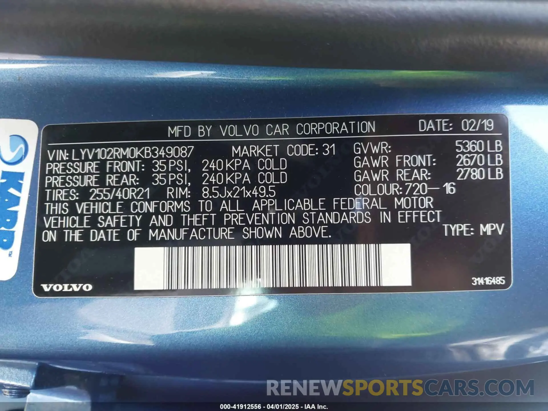 9 Photograph of a damaged car LYV102RM0KB349087 VOLVO XC60 2019