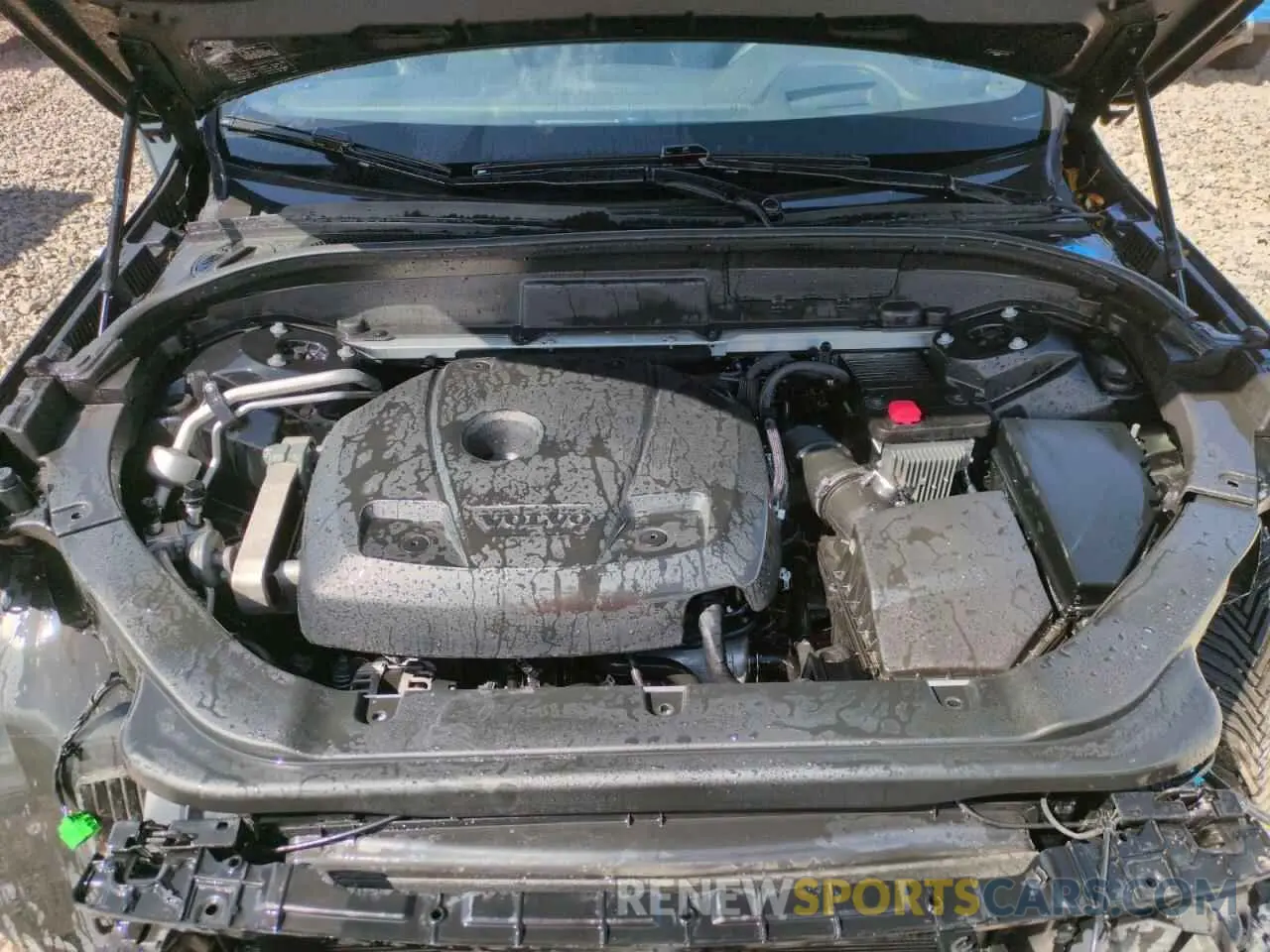 11 Photograph of a damaged car LYV102RM0KB377259 VOLVO XC60 2019