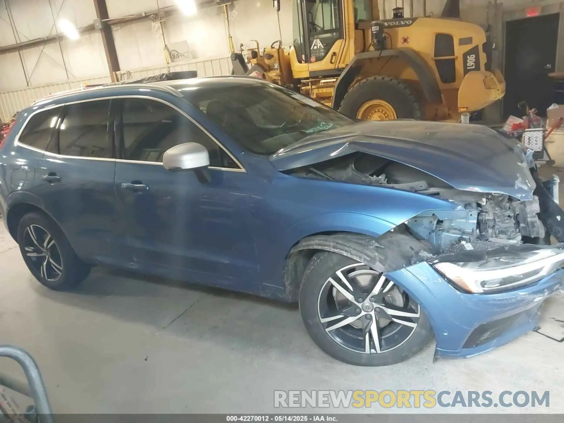 13 Photograph of a damaged car LYV102RM1KB296870 VOLVO XC60 2019