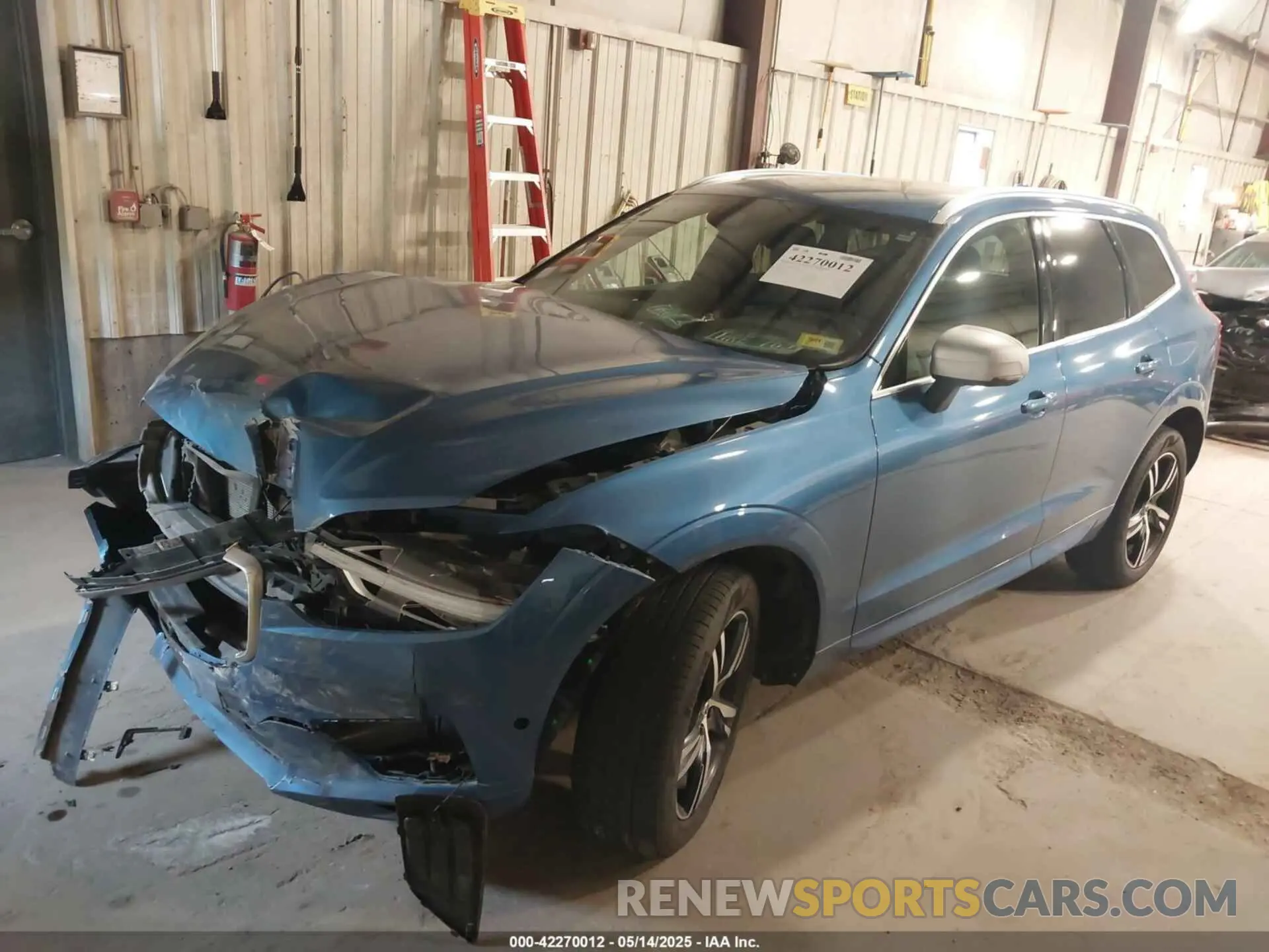 2 Photograph of a damaged car LYV102RM1KB296870 VOLVO XC60 2019
