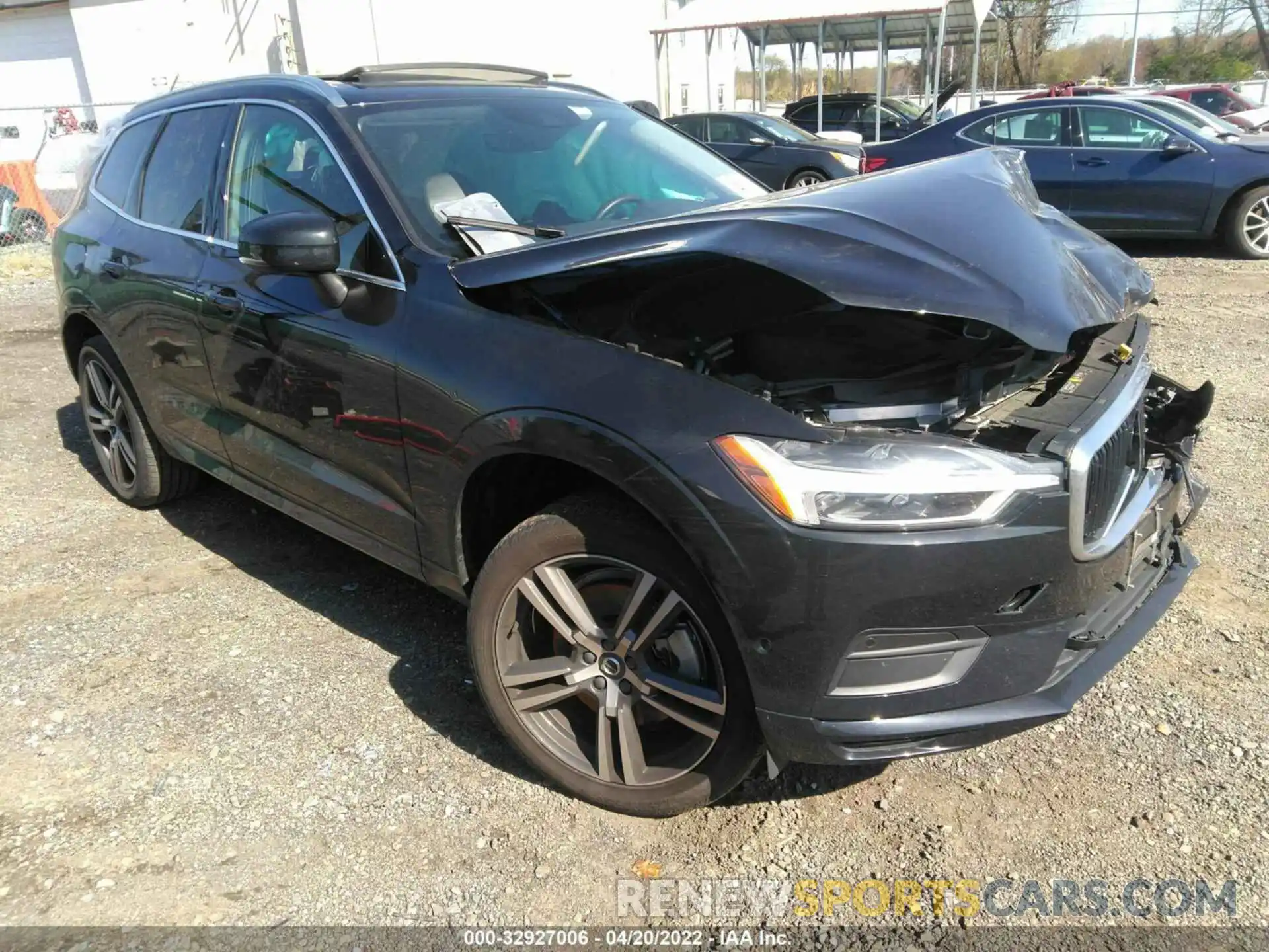 1 Photograph of a damaged car LYVA22RK2KB211186 VOLVO XC60 2019