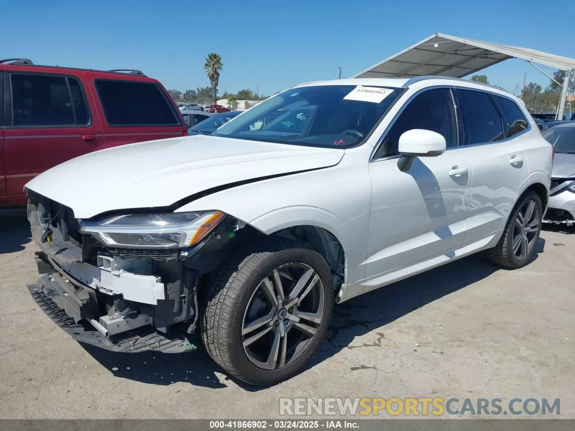 2 Photograph of a damaged car LYVA22RK4KB200318 VOLVO XC60 2019