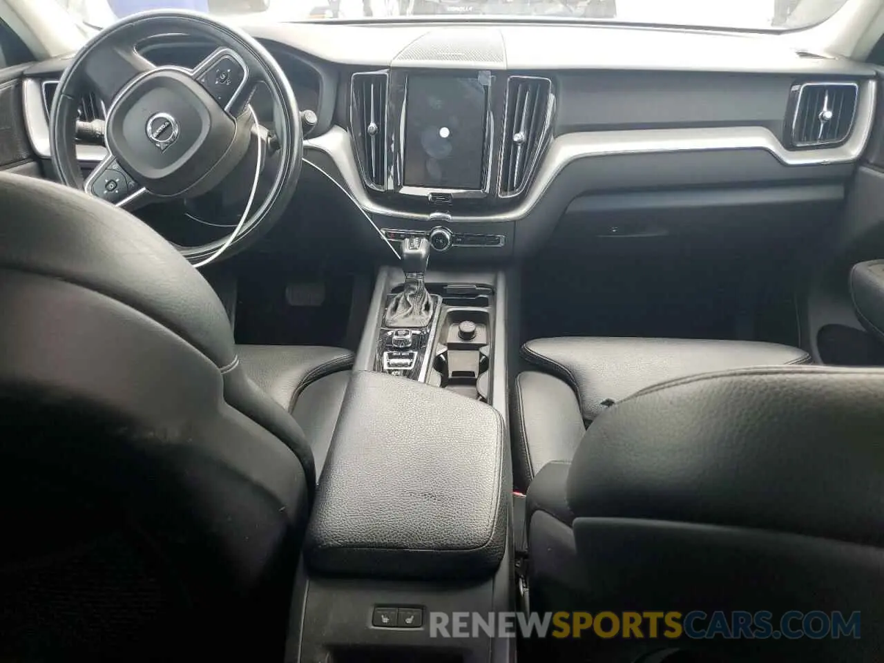 8 Photograph of a damaged car LYVA22RK6KB224197 VOLVO XC60 2019