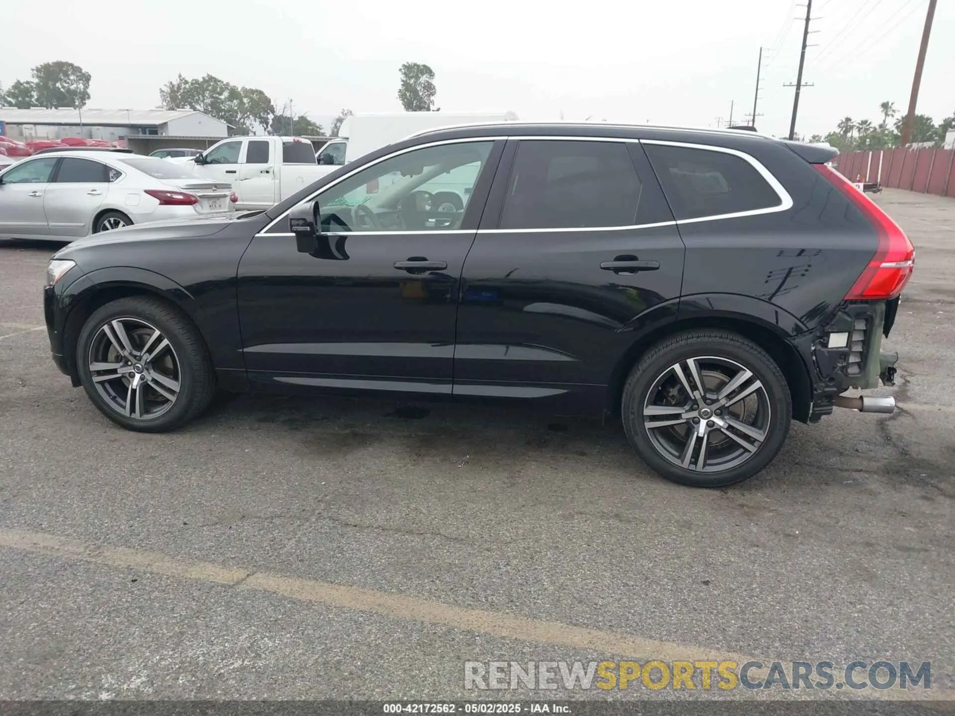15 Photograph of a damaged car LYVA22RK8KB229949 VOLVO XC60 2019
