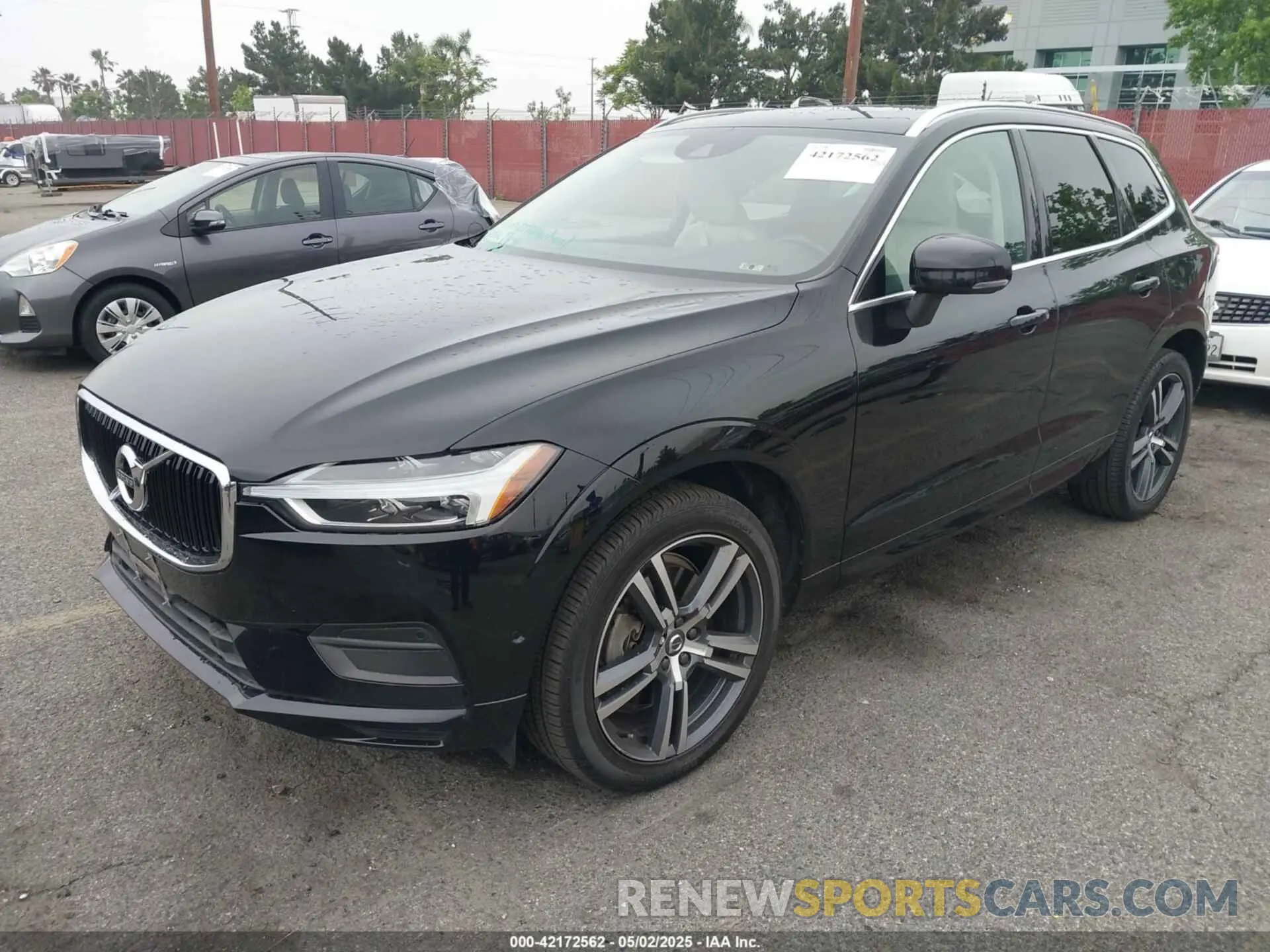 2 Photograph of a damaged car LYVA22RK8KB229949 VOLVO XC60 2019