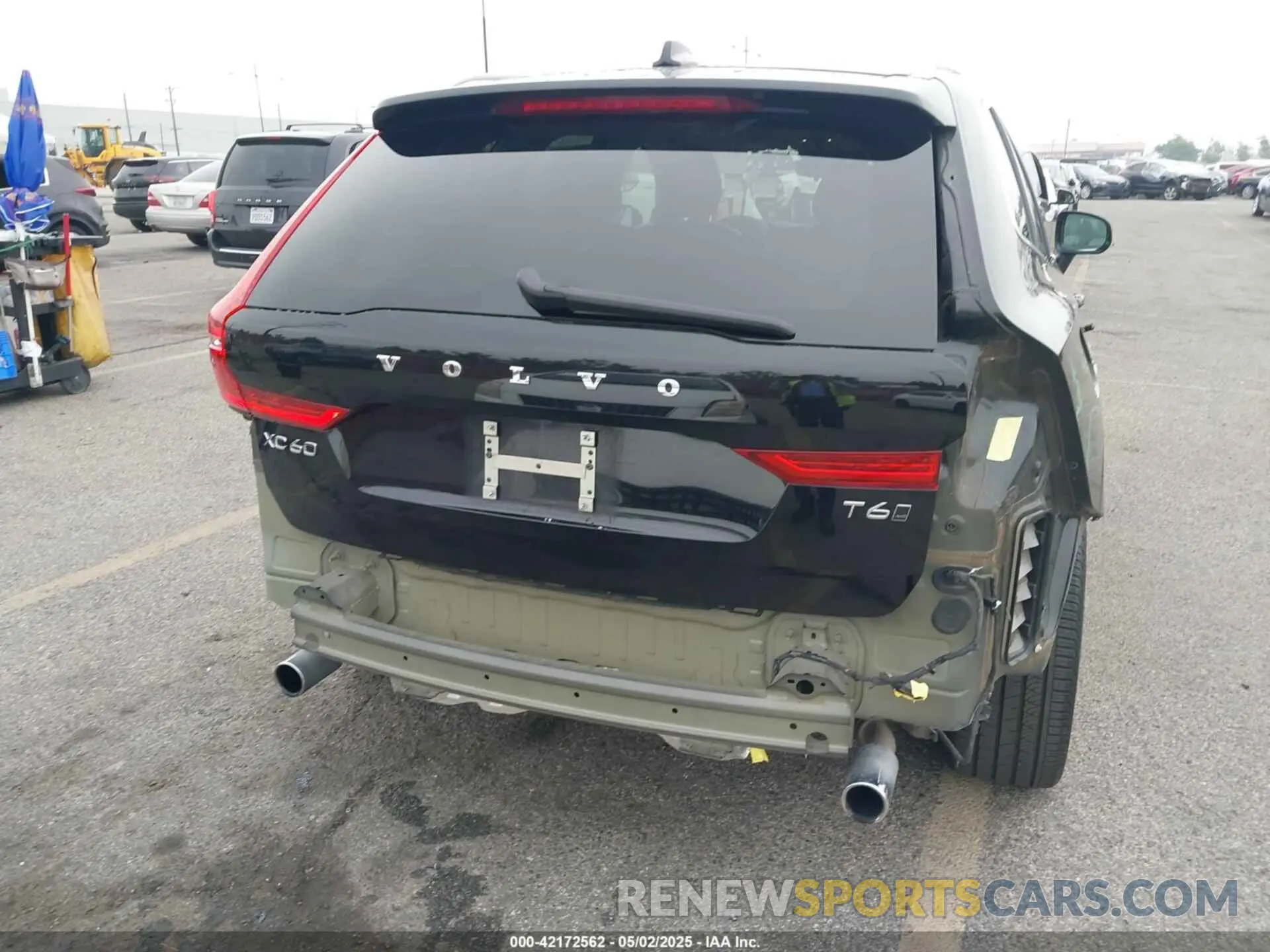 6 Photograph of a damaged car LYVA22RK8KB229949 VOLVO XC60 2019