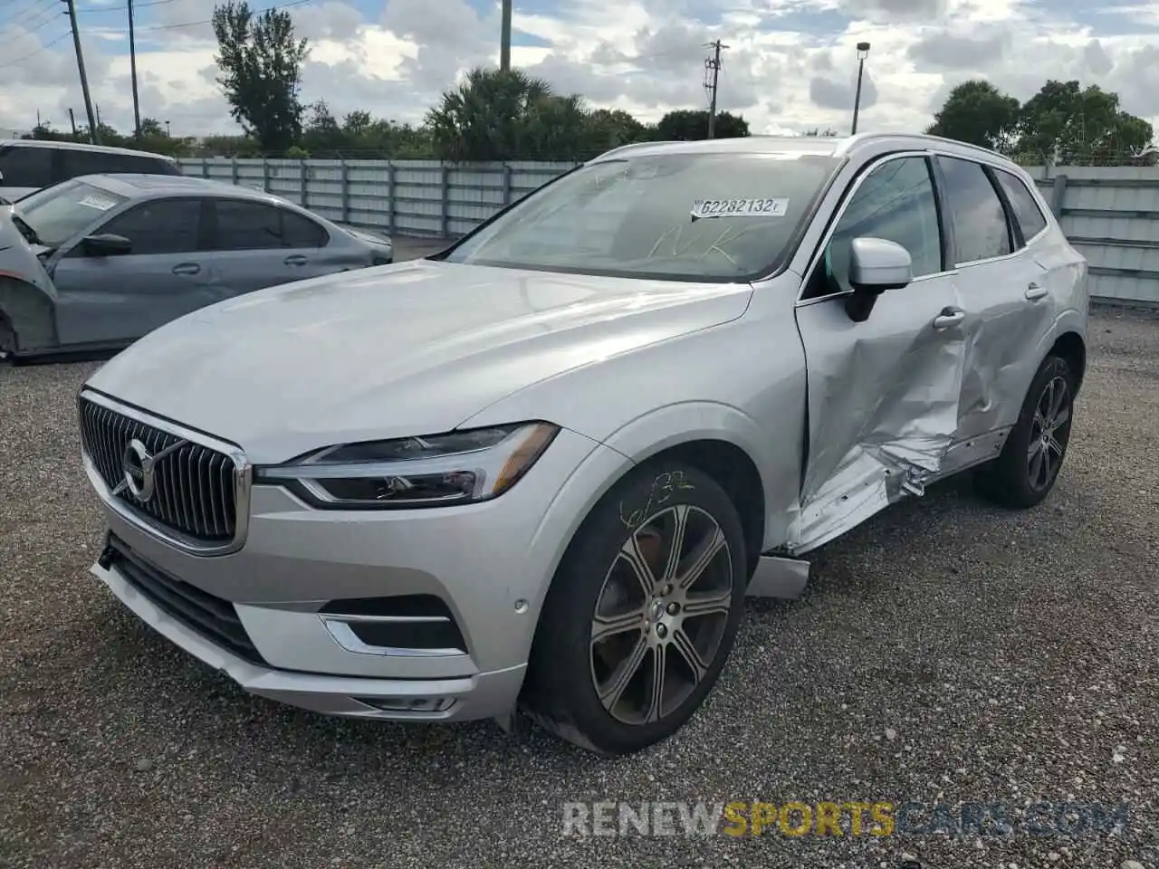 2 Photograph of a damaged car LYVA22RL2KB201251 VOLVO XC60 2019