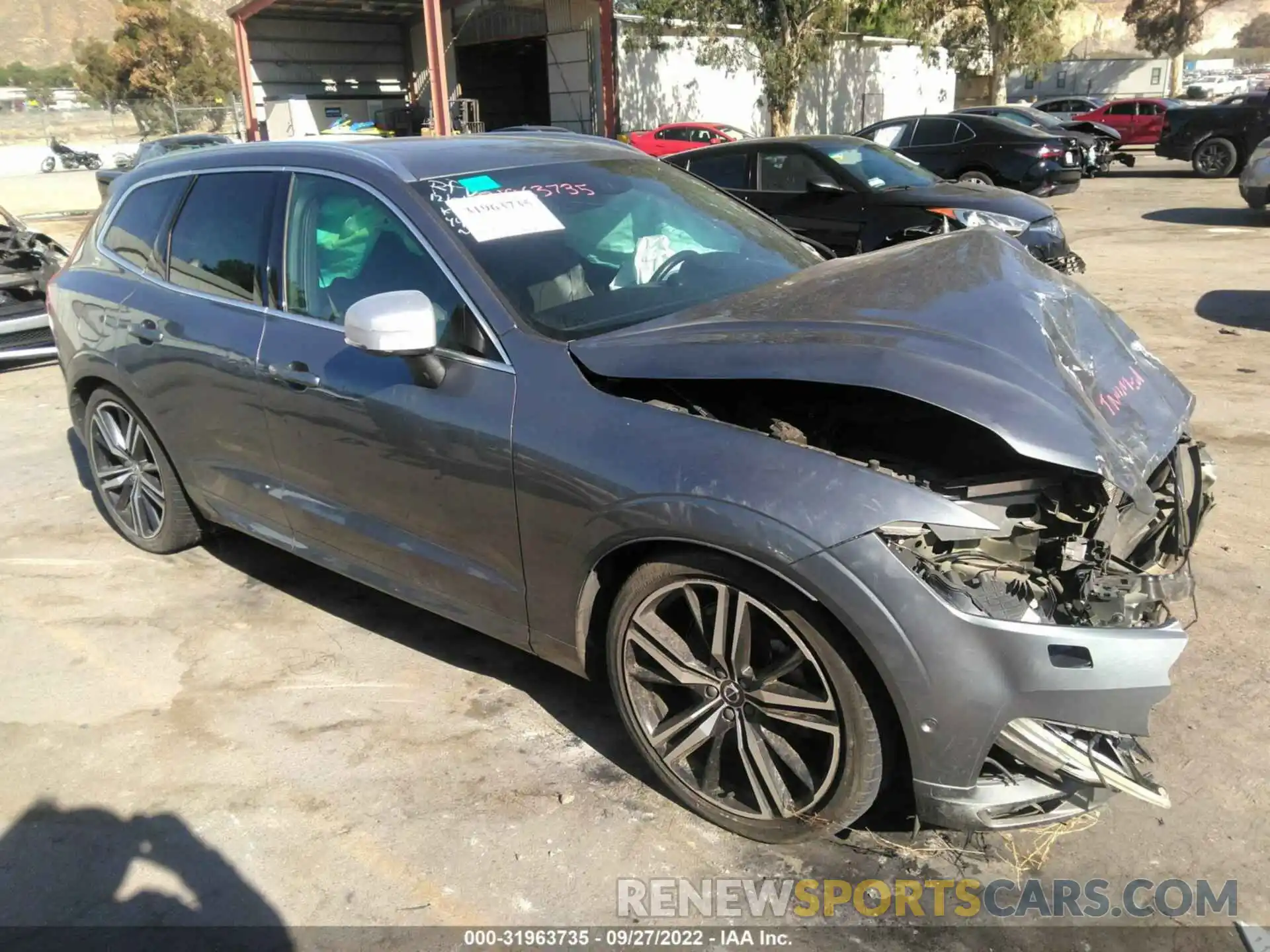 1 Photograph of a damaged car LYVA22RM1KB263443 VOLVO XC60 2019