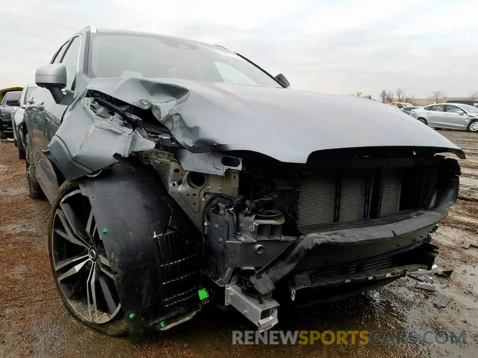 9 Photograph of a damaged car LYVA22RM3KB229603 VOLVO XC60 2019