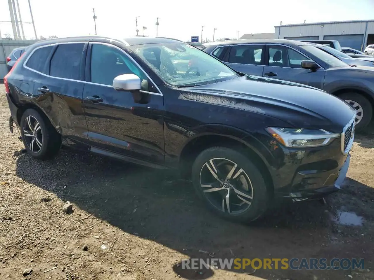4 Photograph of a damaged car LYVA22RM8KB219908 VOLVO XC60 2019