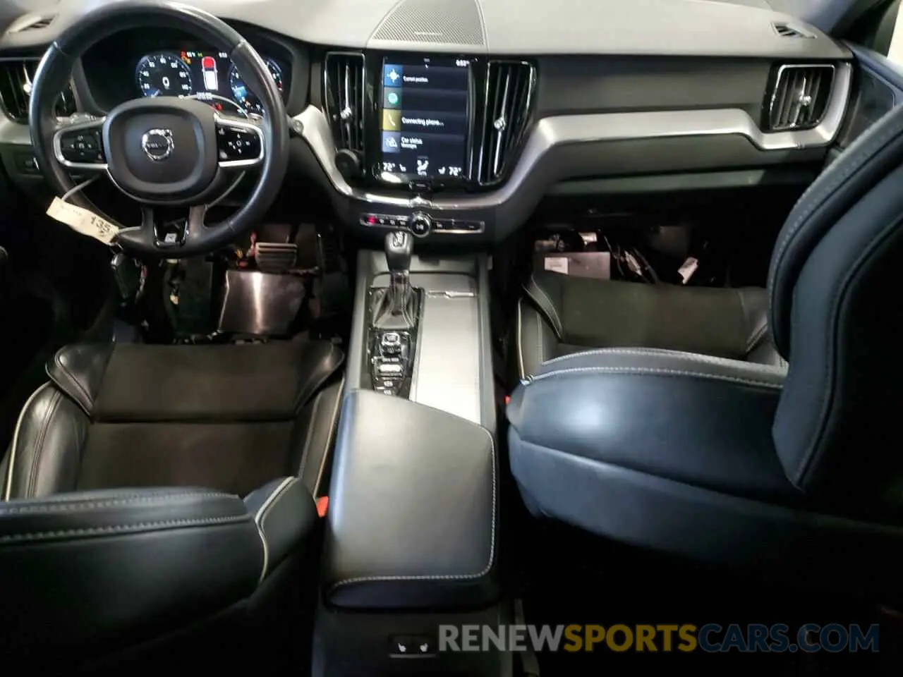 8 Photograph of a damaged car LYVA22RMXKB273761 VOLVO XC60 2019